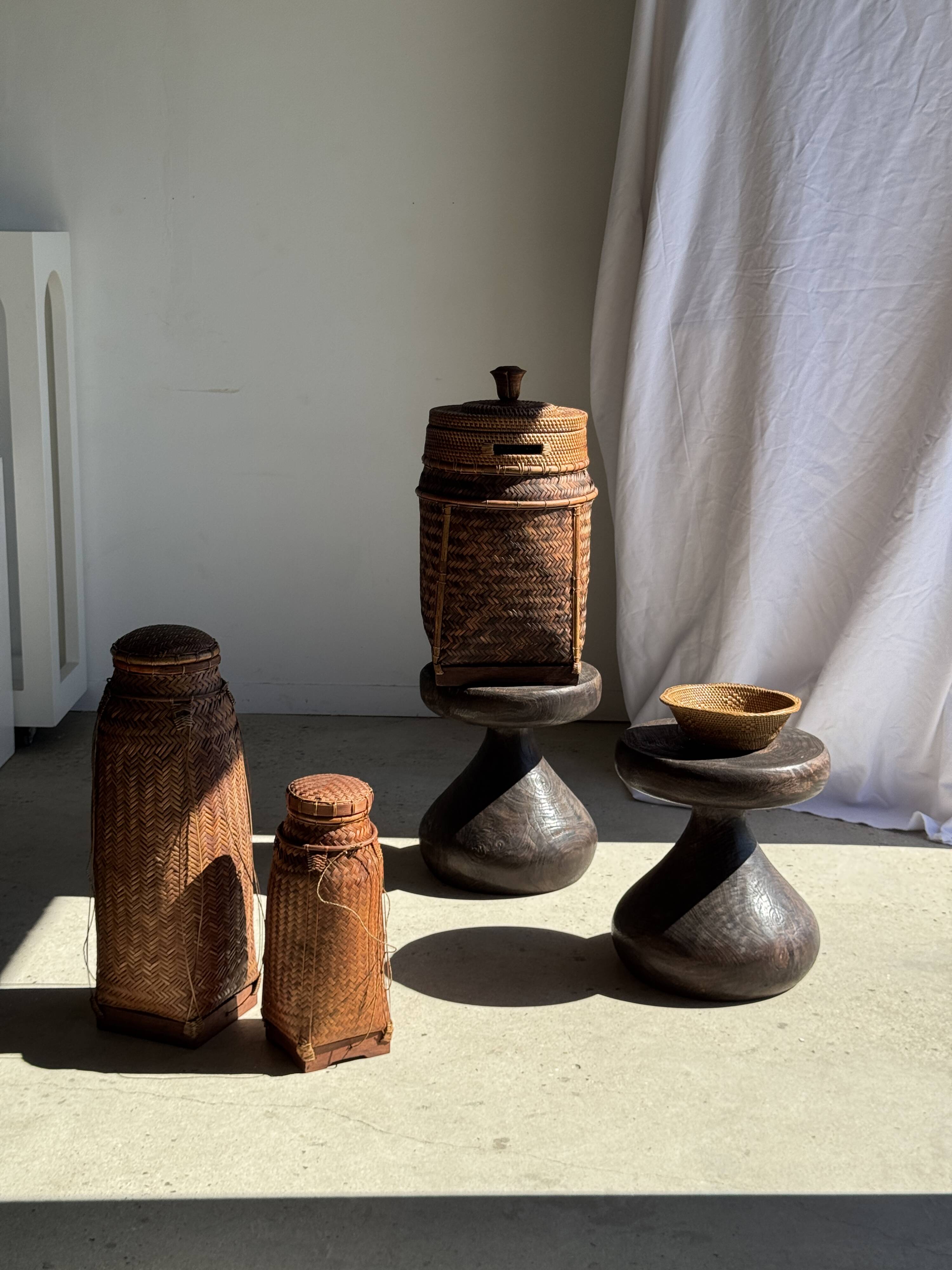 Pawn Brown - Stool, side table in the shape of a brown pawn.