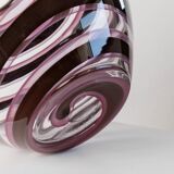 Vase en verre Murano XXL en verre clair avec des rayures violettes, verre d'art italien des années 1970.