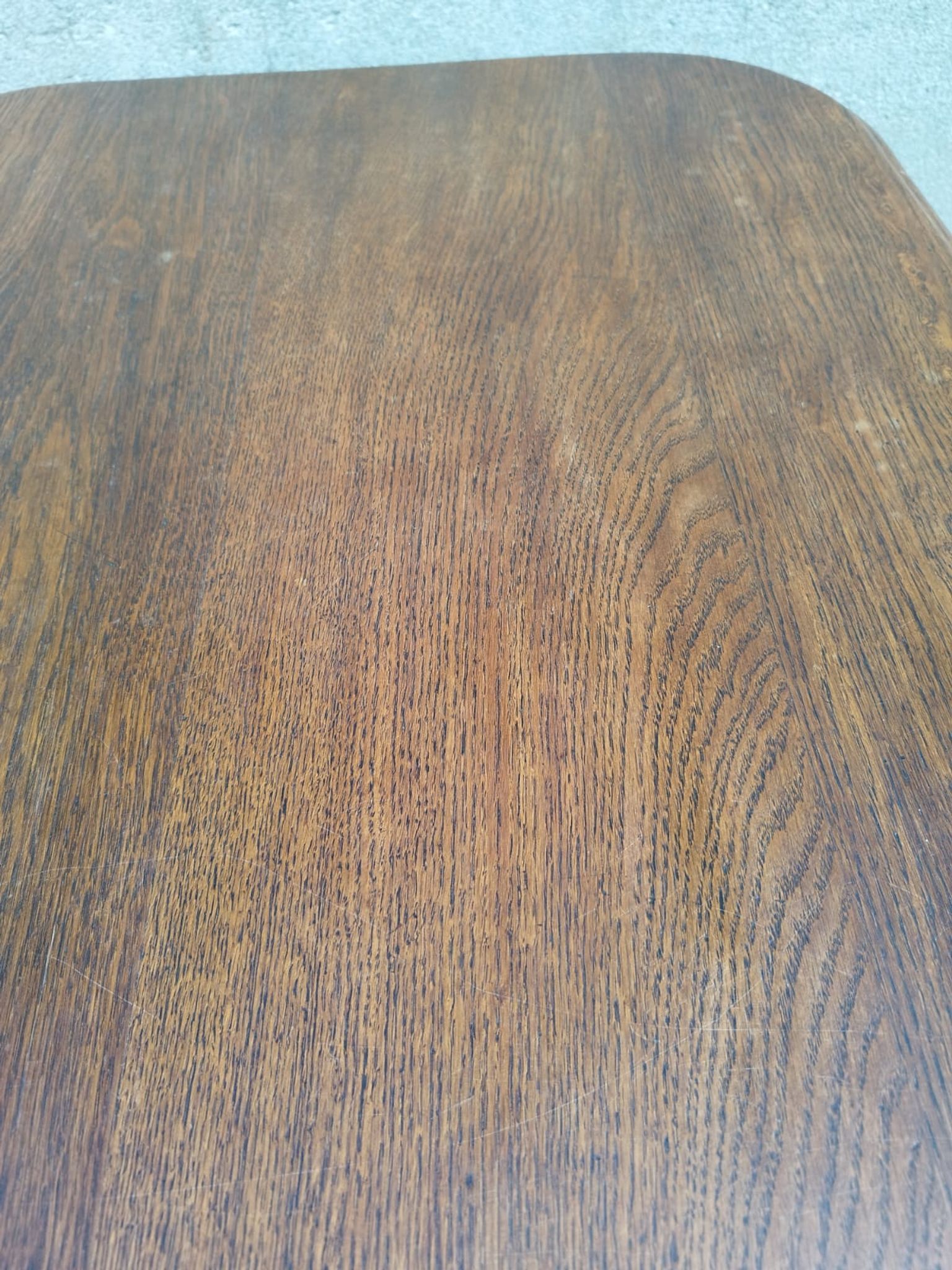 Table bistrot pieds en bois courbé
