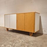 Buffet moderniste DB02 conçu par Cees Braakman pour UMS Pastoe 1954