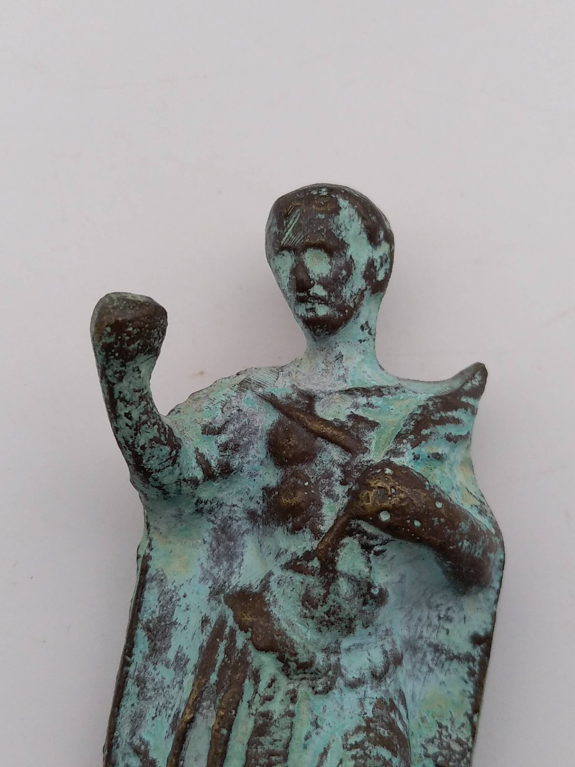 Bronze statuettes Venus de Milo and a Roman.