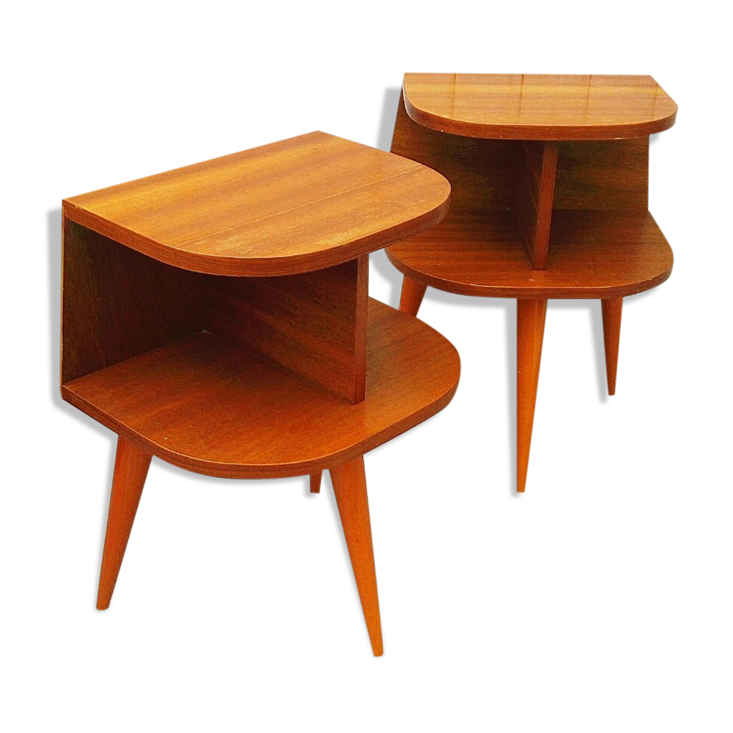 Pair of bedside tables in varnished wood 60