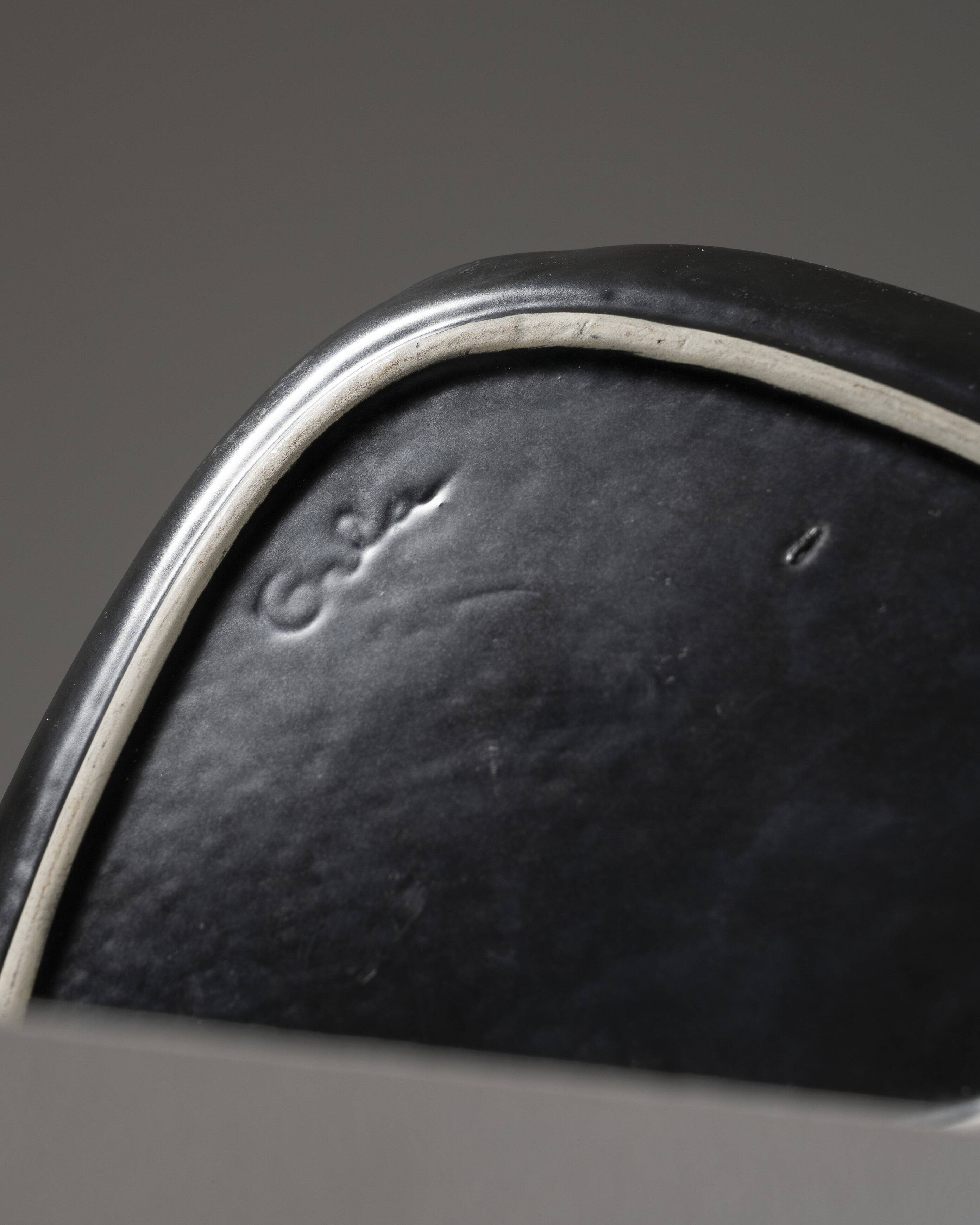 Ceramic with abstract decoration, Peter Orlando, 1960s