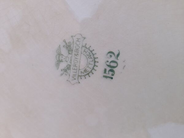 Plat ovale en faïence Villeroy & Boch modèle 1562 L  45,5 cm