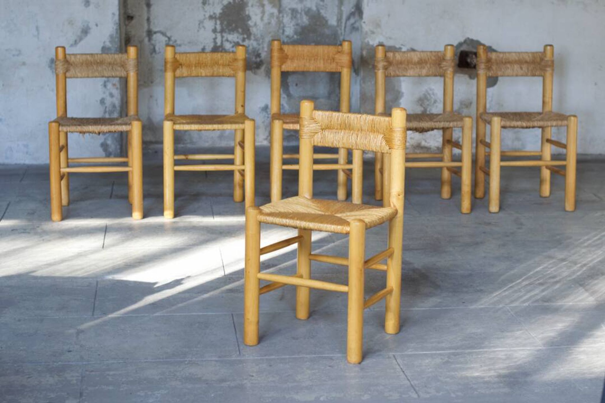 Chaises de salle à manger style Perriand