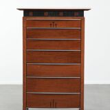Beautiful Art Deco design chest of drawers with 7 drawers
