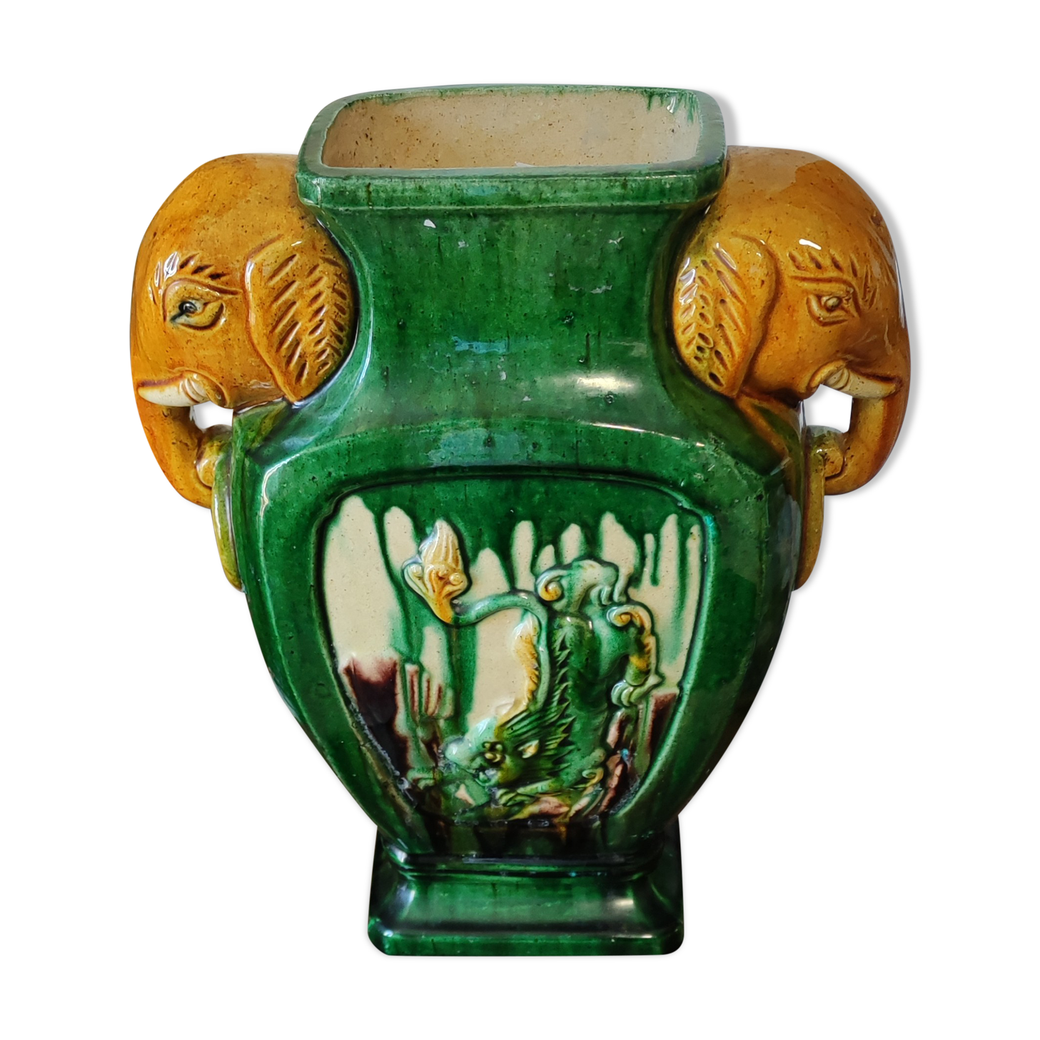 Sancai vase with elephant decoration handle