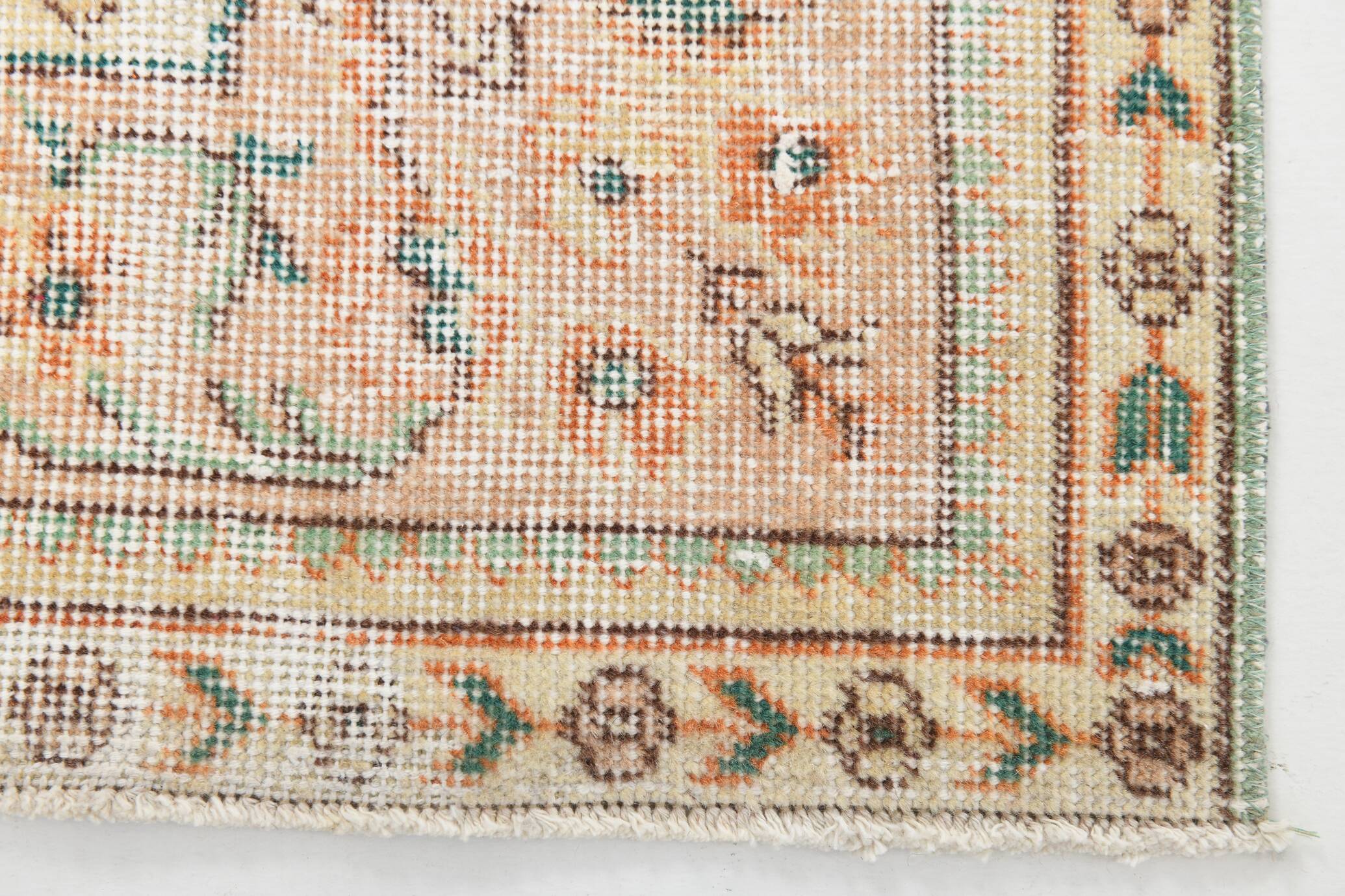 6x10 Peach Beige & Green Soft Wool Vintage Rug, 201x308Cm SK 5621