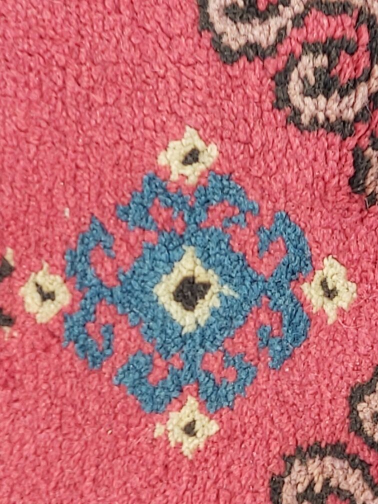 Tunisia hand-woven wool carpet