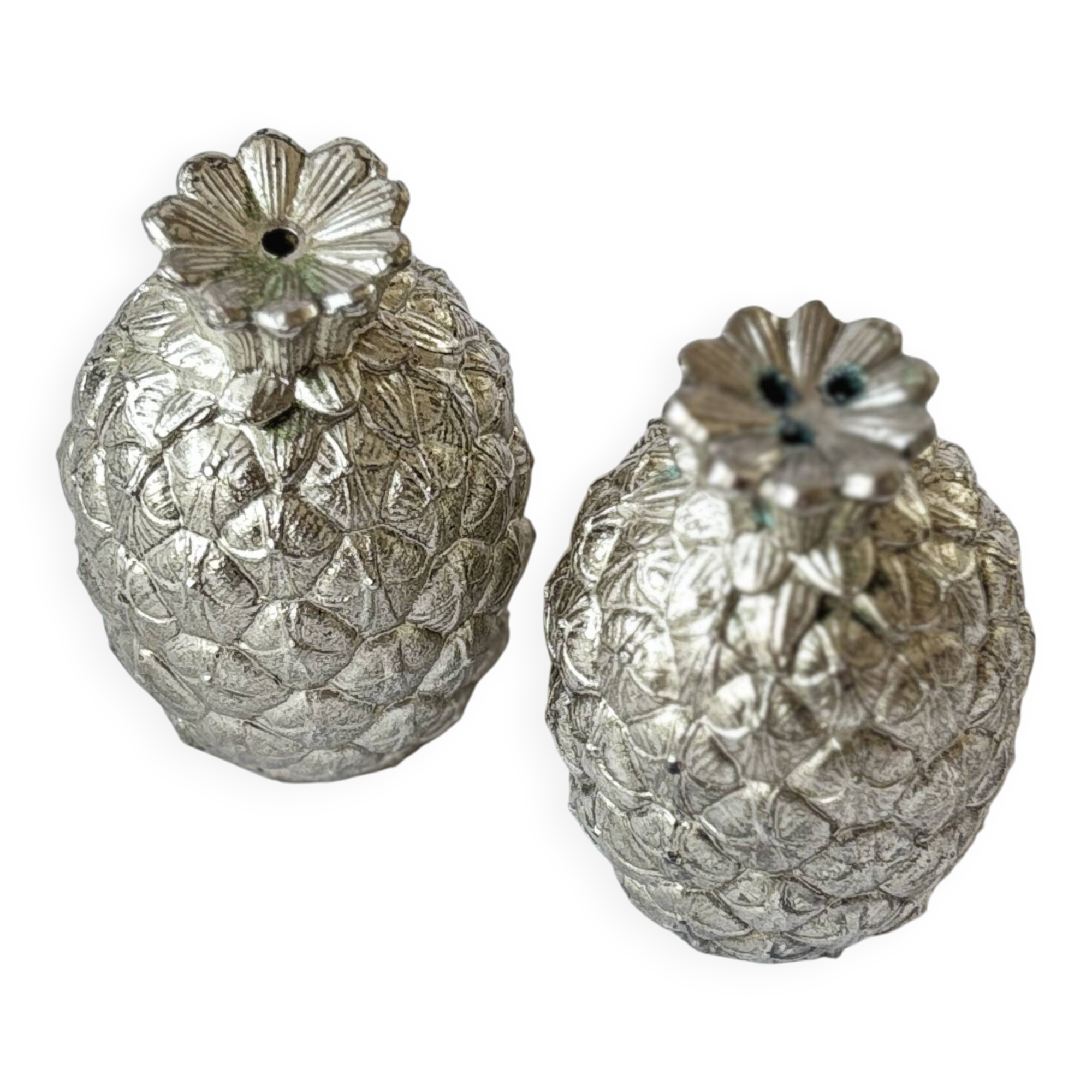 Maura Manetti pineapple-shaped salt and pepper shaker set