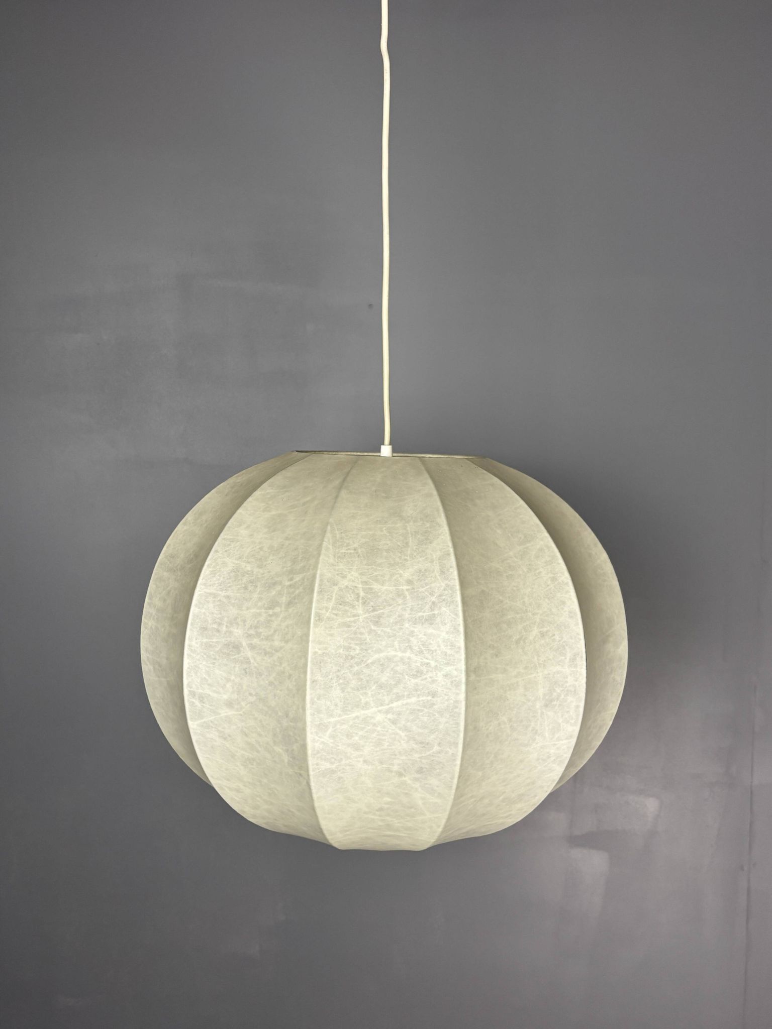 Midcentury space age cocoon hanging pendant ceiling lamp, 1960s