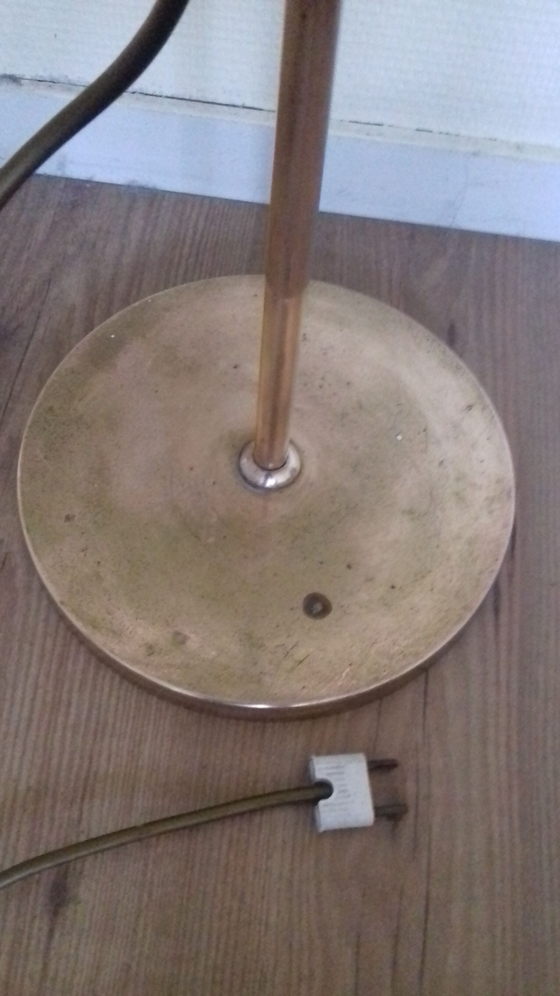 Brass-reading lampshade 50s