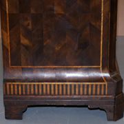 Commode parquetry marqueterie continentale circa 1780
