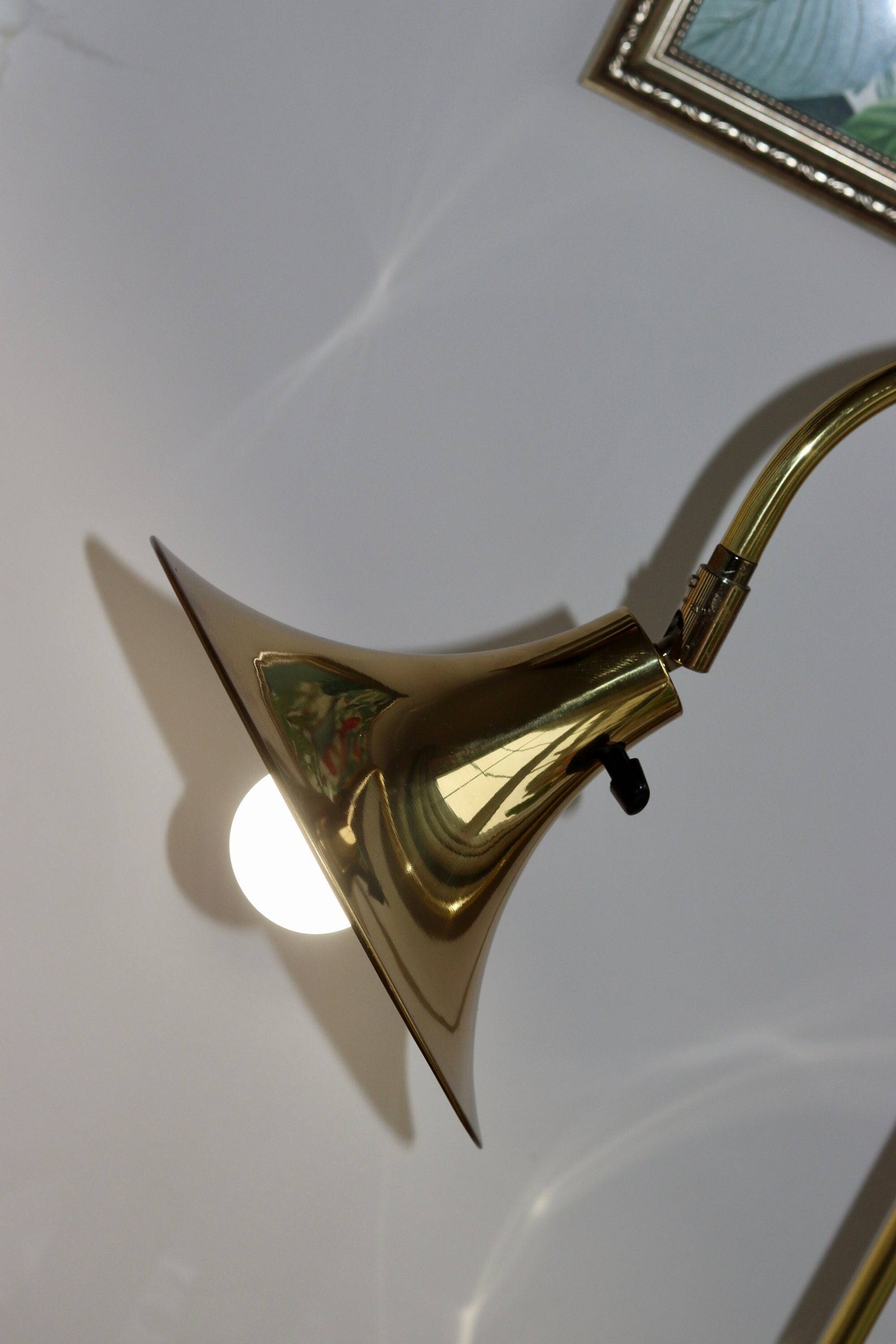 Table lamp in brass designed by Börje Claes for Norlett Elit. Approximately 1960s, Sweden.
