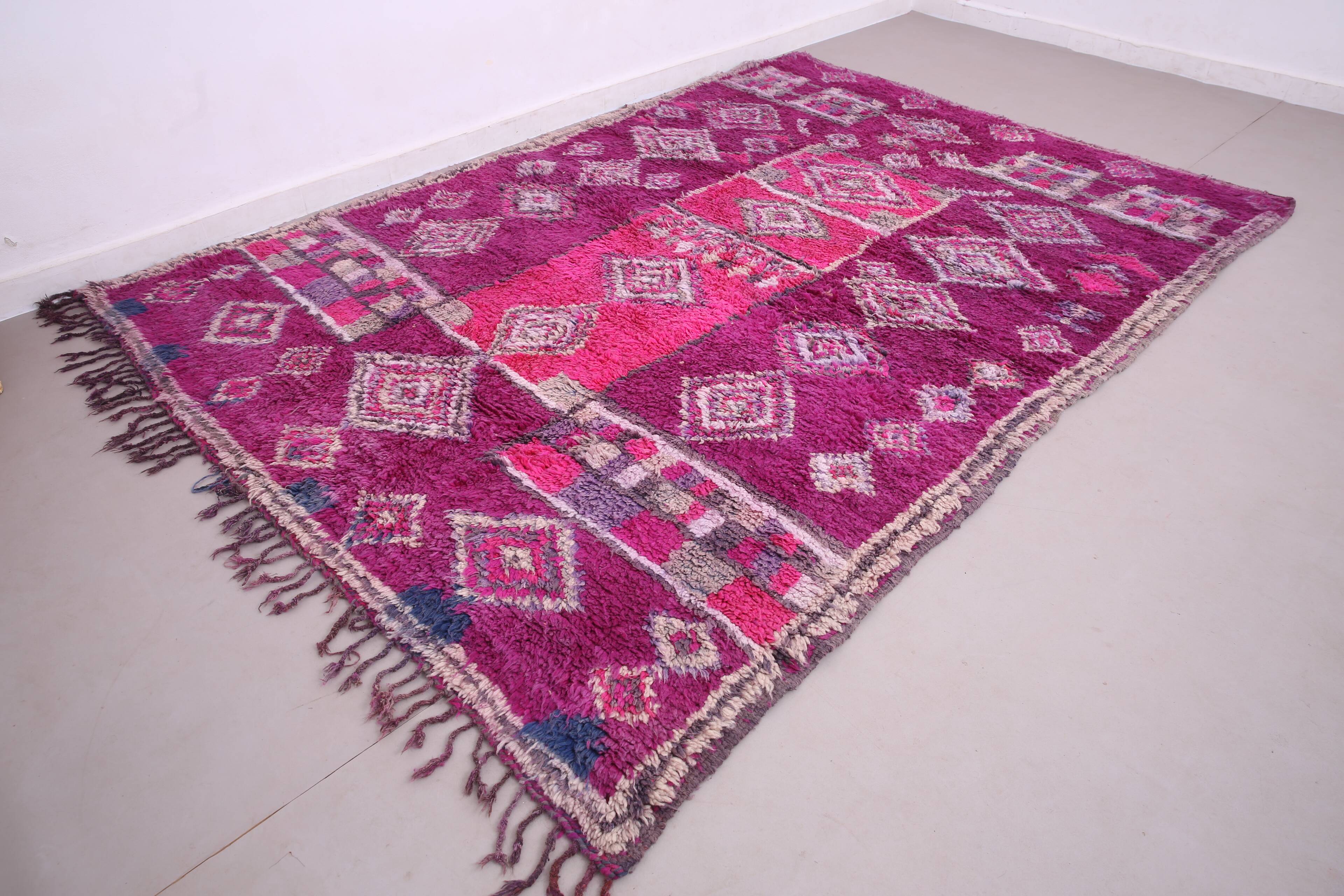 Purple vintage moroccan rug 228 x 317 cm - Handmade Berber Wool Rug