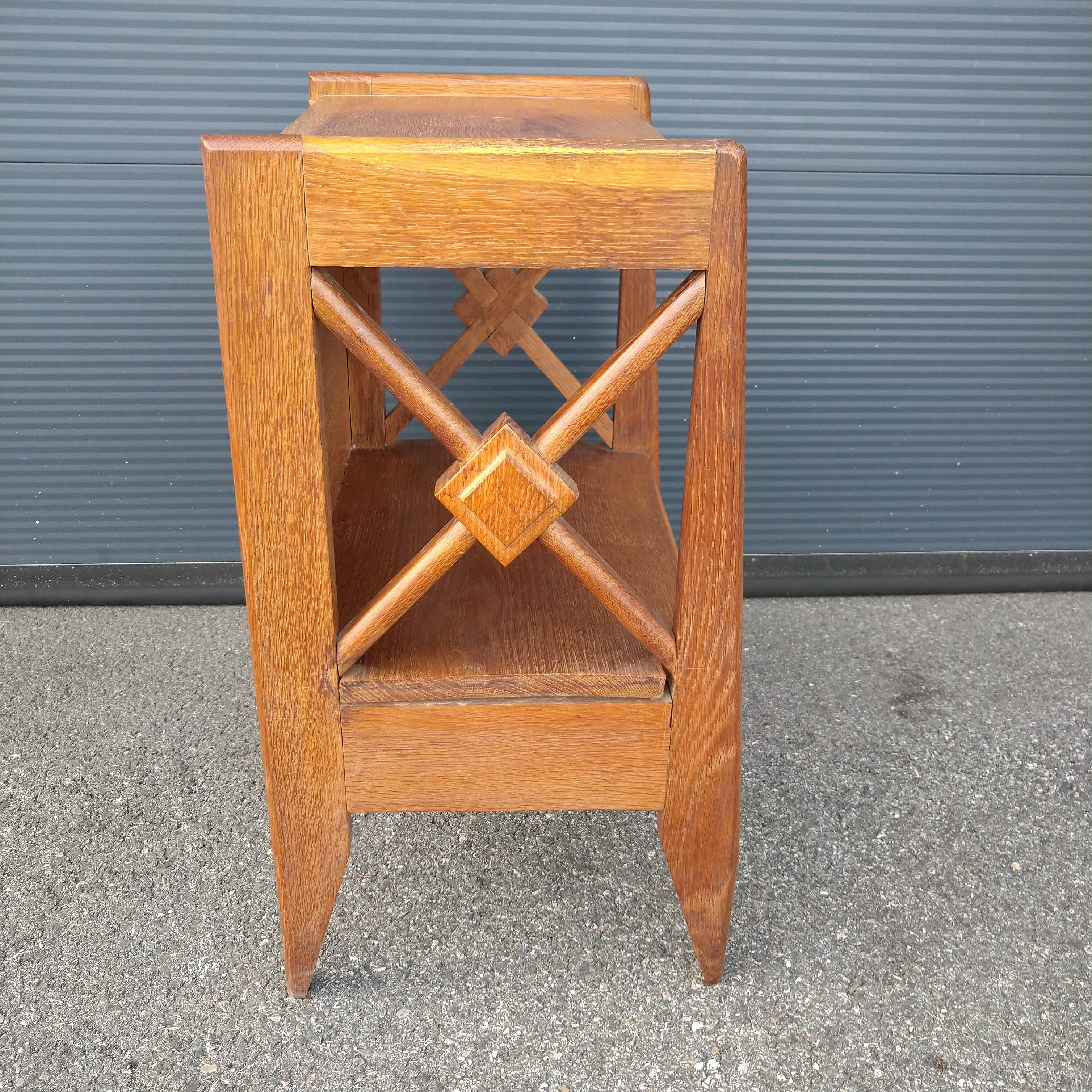 Table de chevet