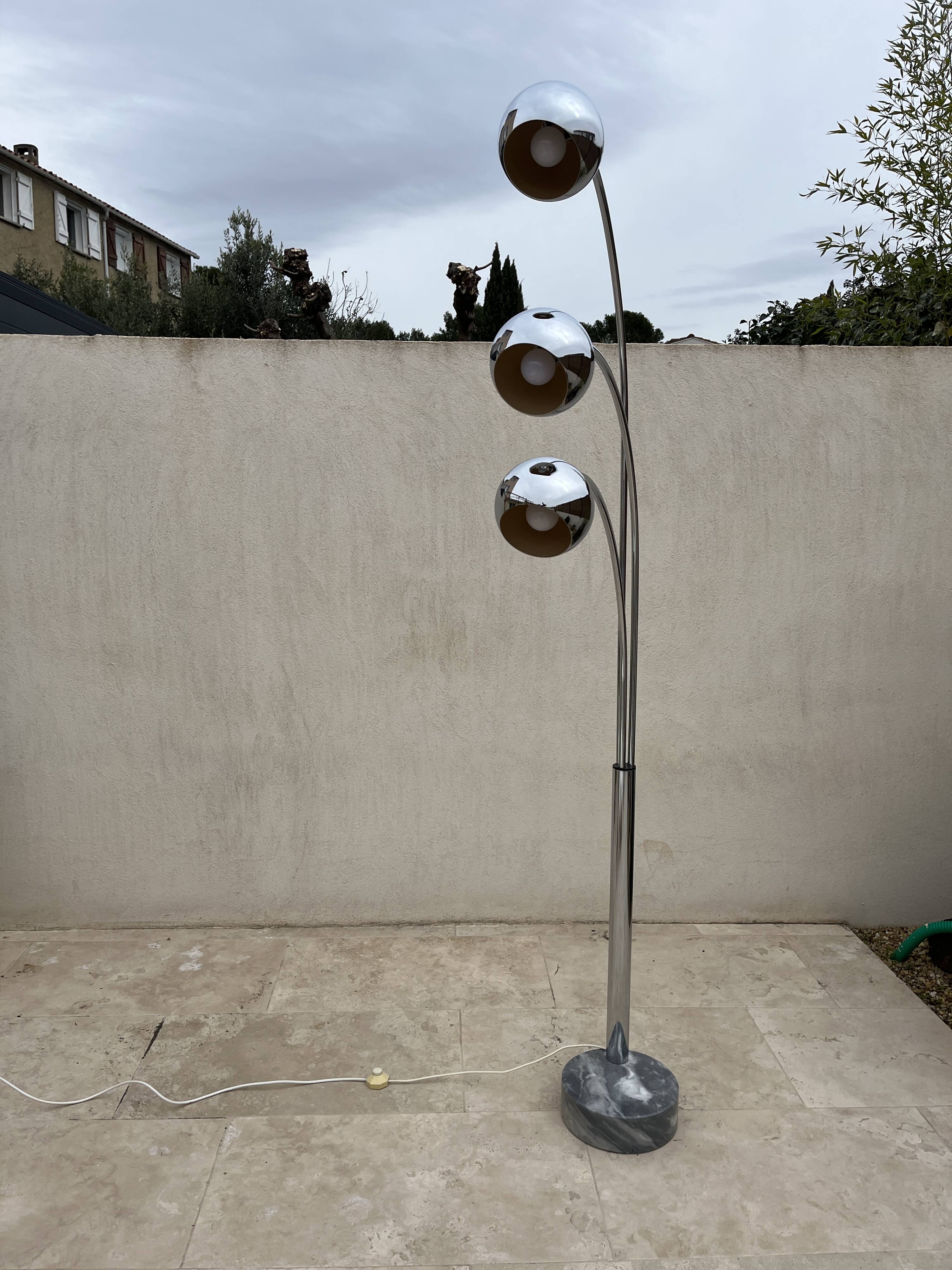 Lily of the valley floor lamp by Reggiani design from the 70s