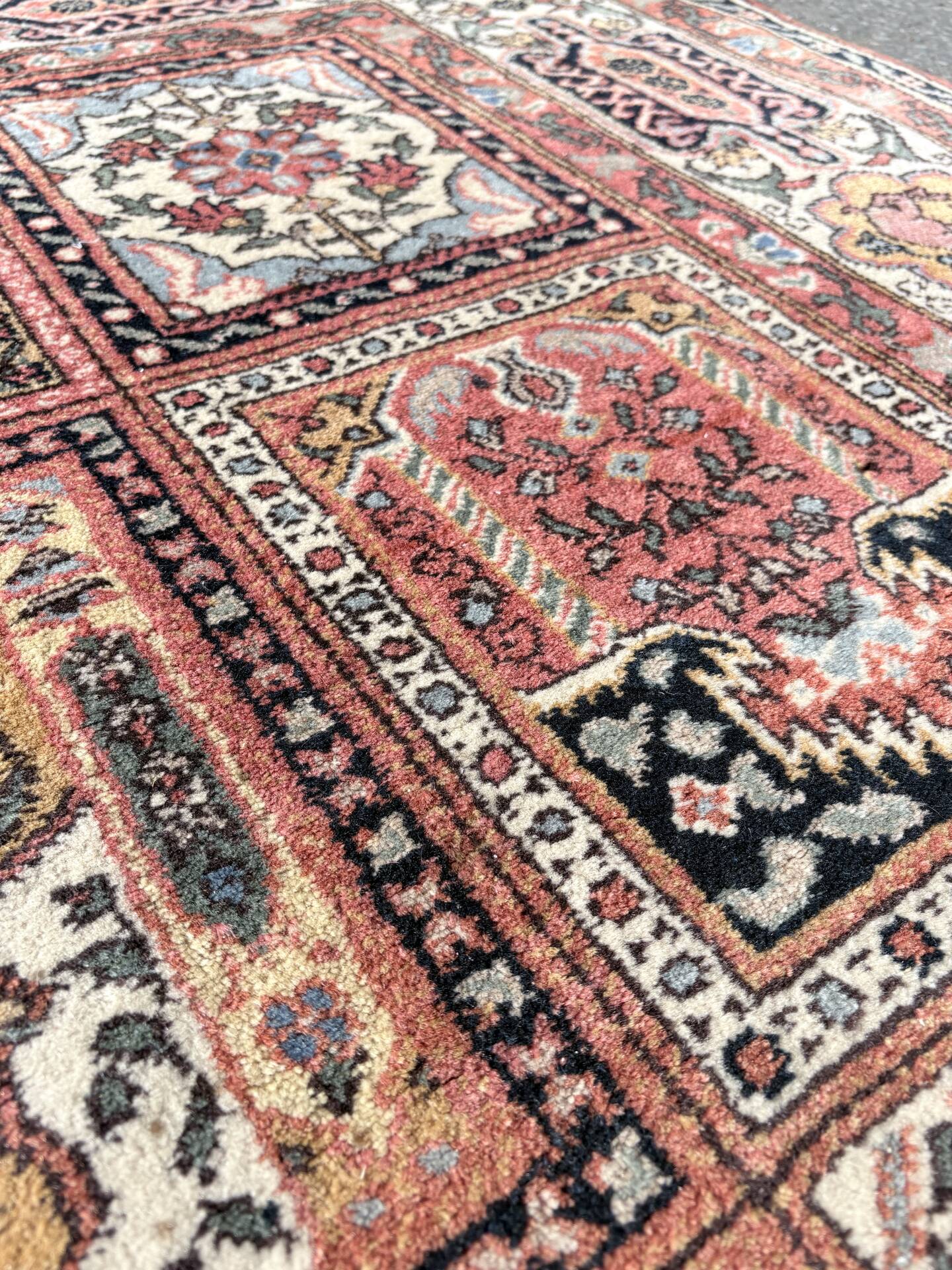 Large vintage Romanian wool carpet in Bakhtiari style