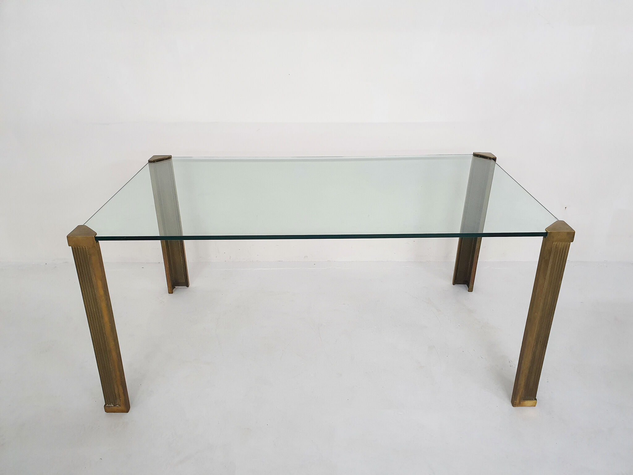 Table à manger en verre et bronze par Peter Ghyczy, Allemagne années 1970
