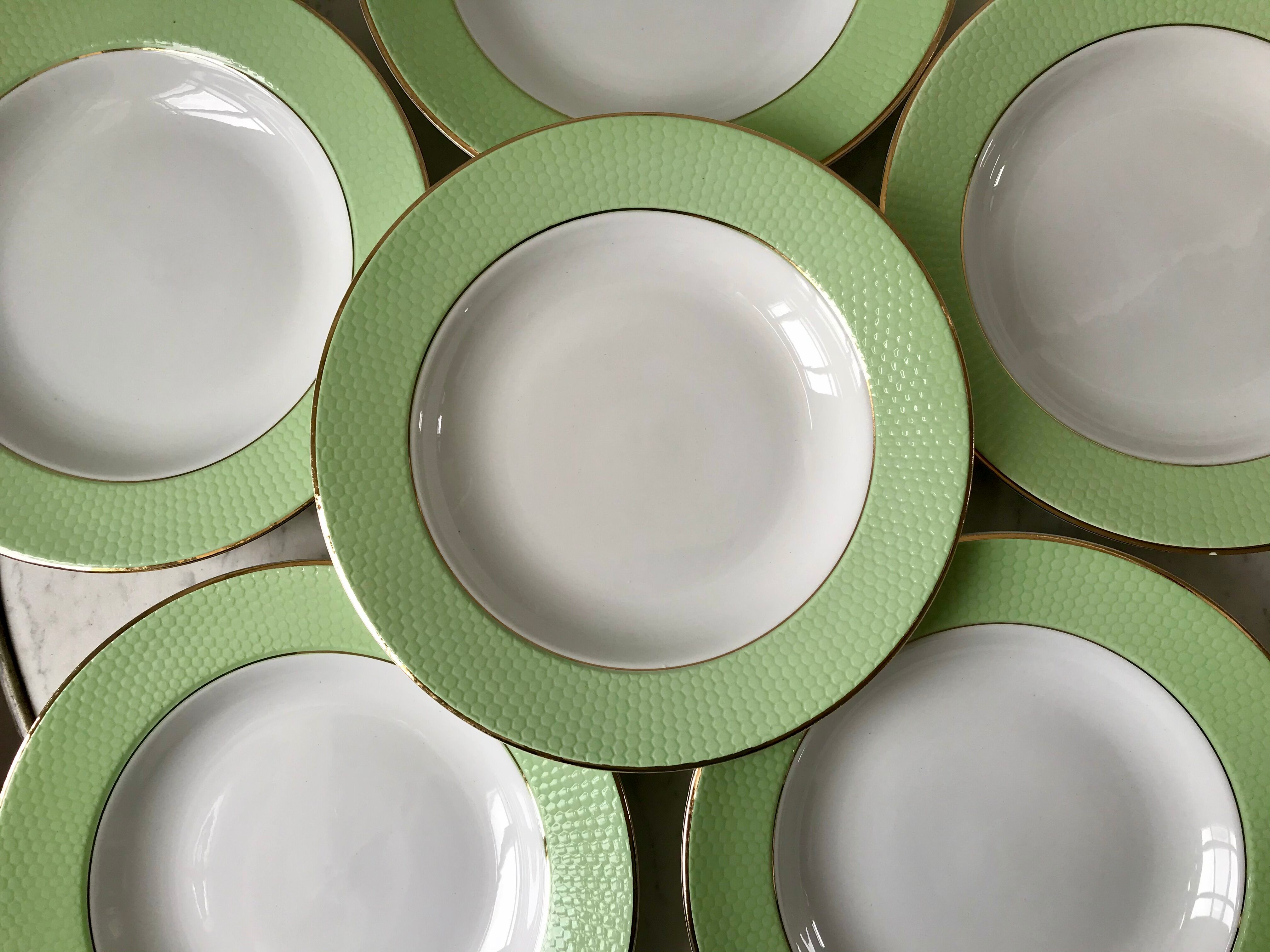 Set of 6 pastel green honeycomb hollow plates Moulin des Loups / L'Amandinoise 50s