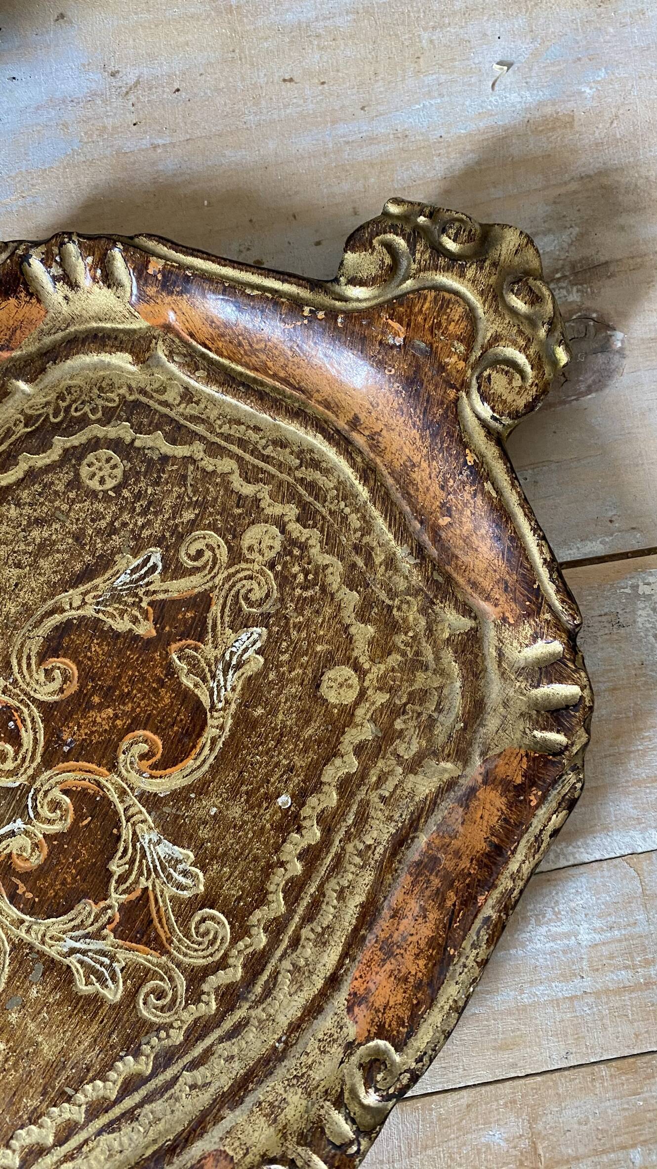 Small ochre and gold Florentine tray