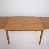 Grete Jalk & Glostrup extending table.