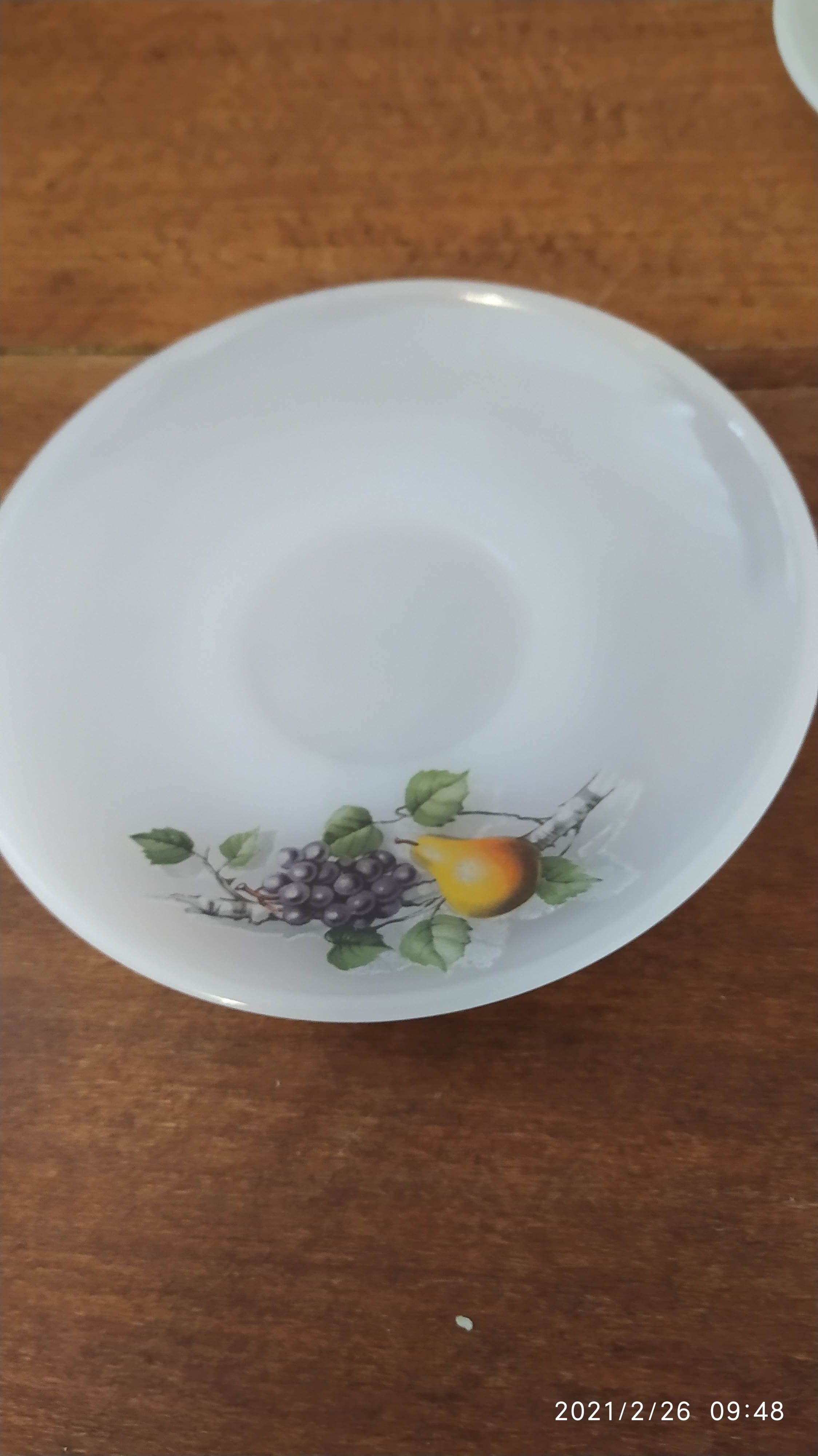 Series of 5 cups and under cups Arcopal summer fruit decoration