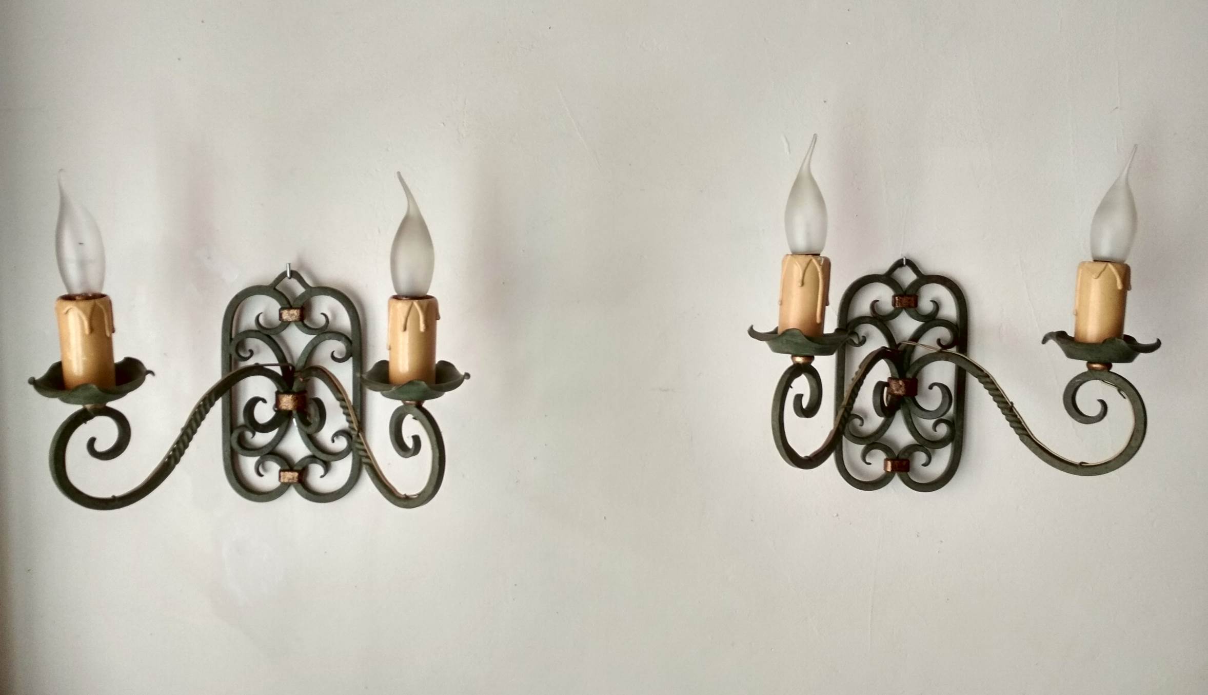 Pair of old wrought iron sconces patina green and gold - 2 lights
