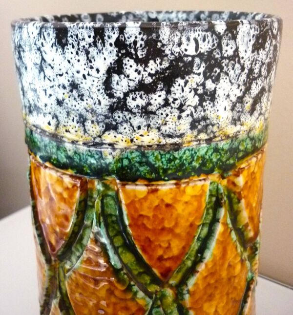 Vase rouleau, céramique émaillée, Italie, design des années 60/70
