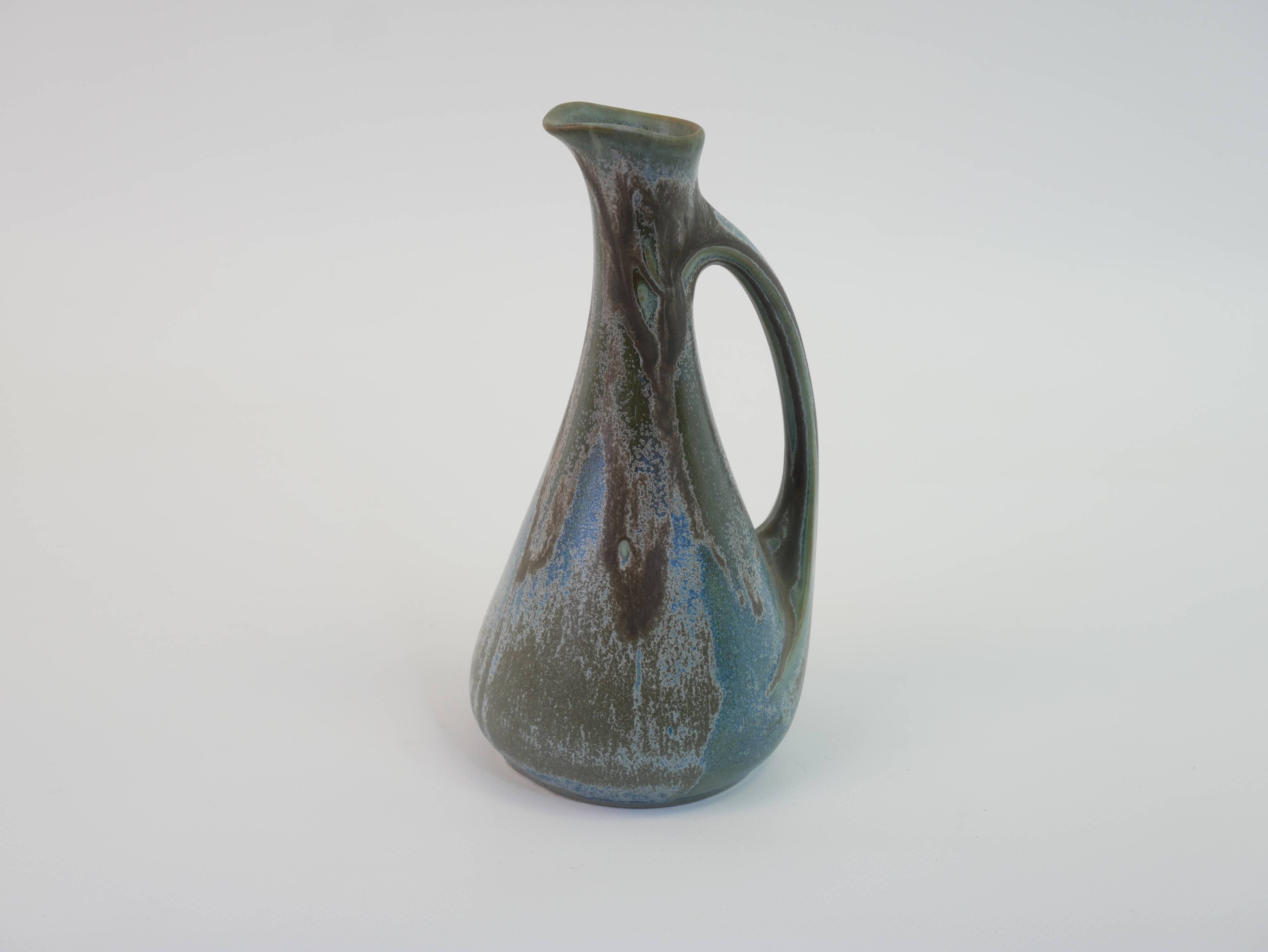 Petit pichet verseuse art déco en céramique des manufactures Denbac