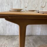 Scandinavian table