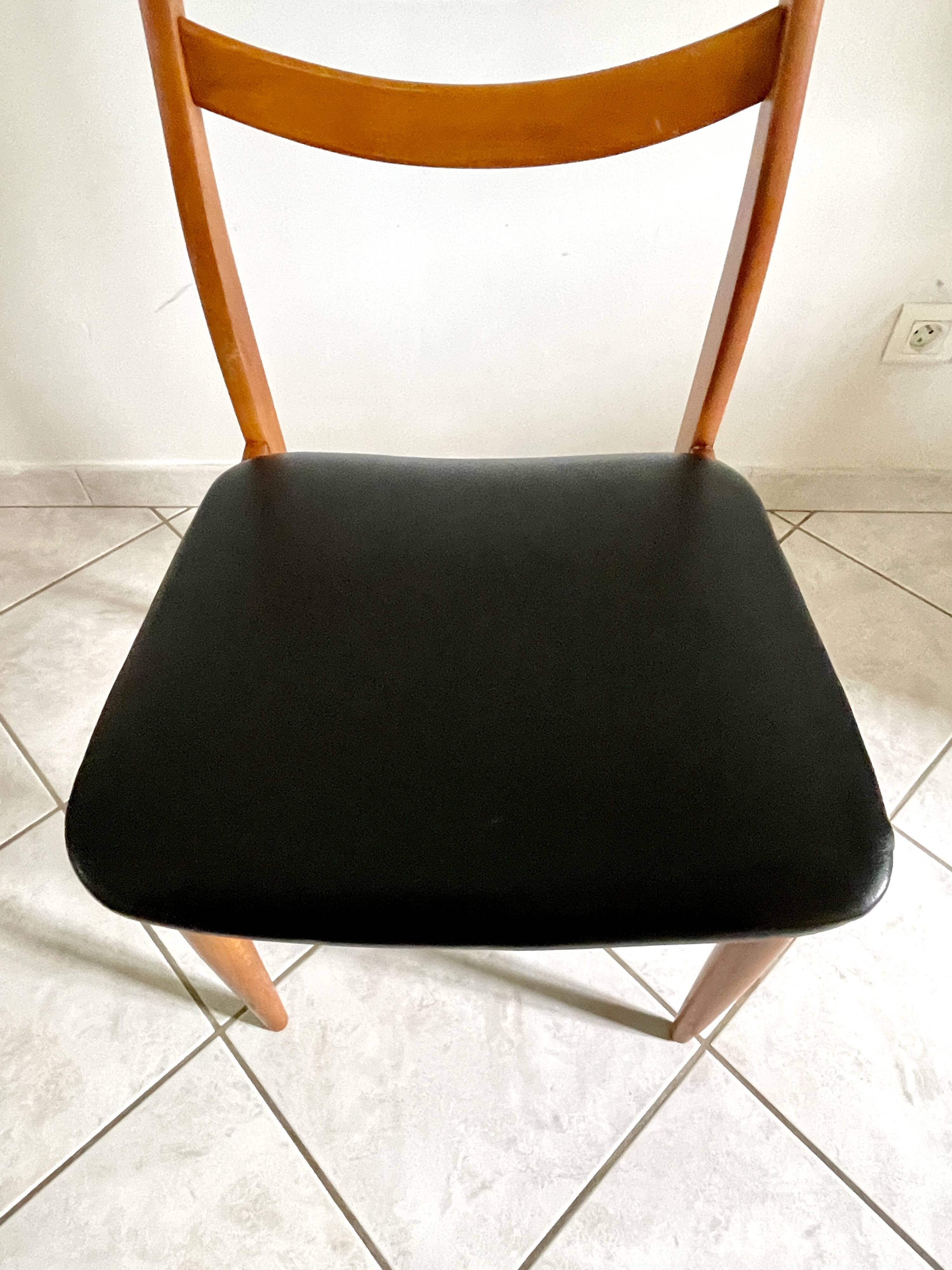 Set de 5 chaises scandinaves teck et skaï