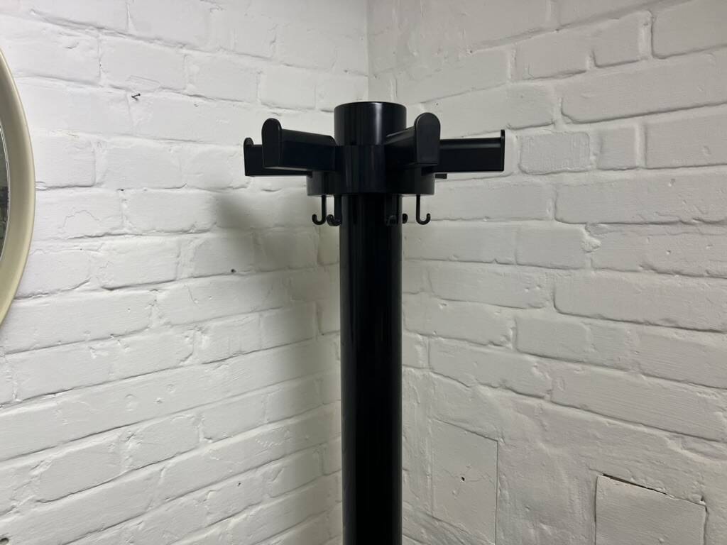Black floor coat rack Kartell
