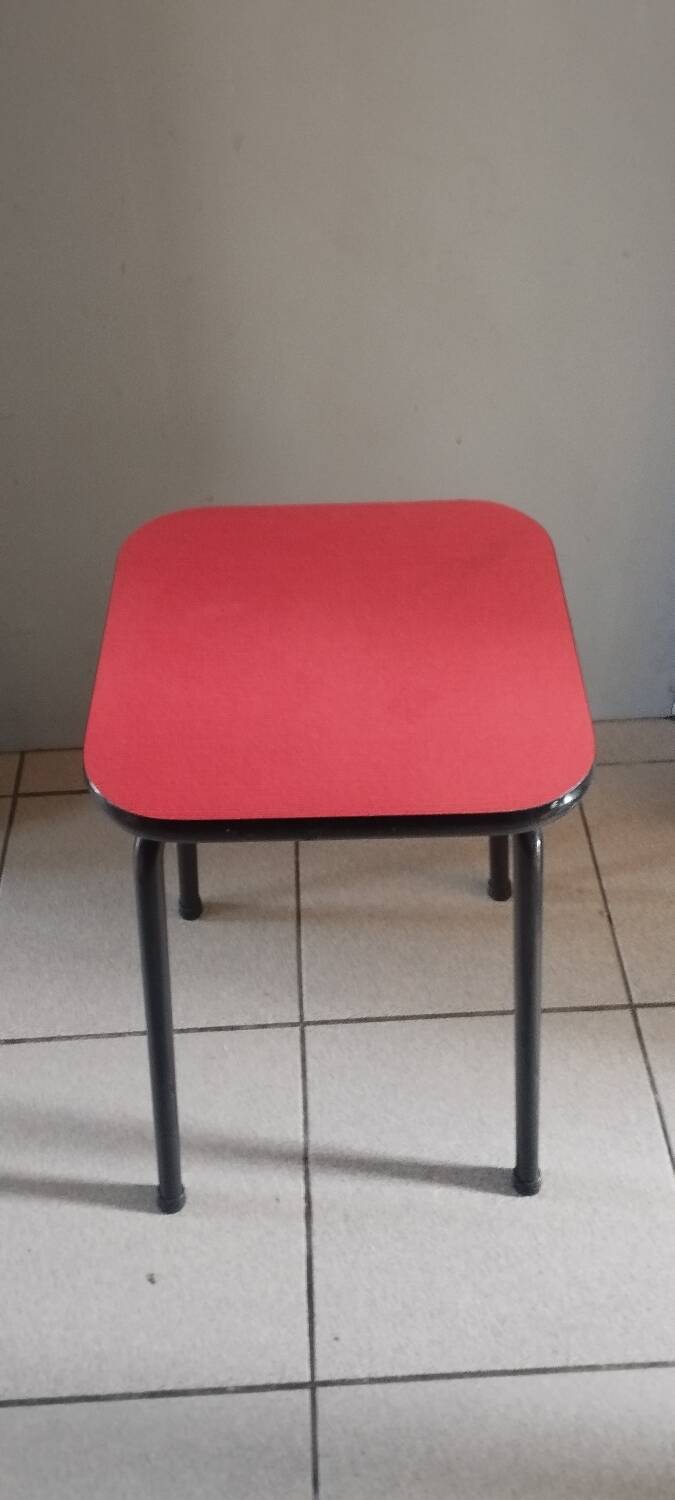 Red formica stool 70'
