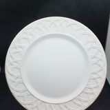 8 white ceramic plates