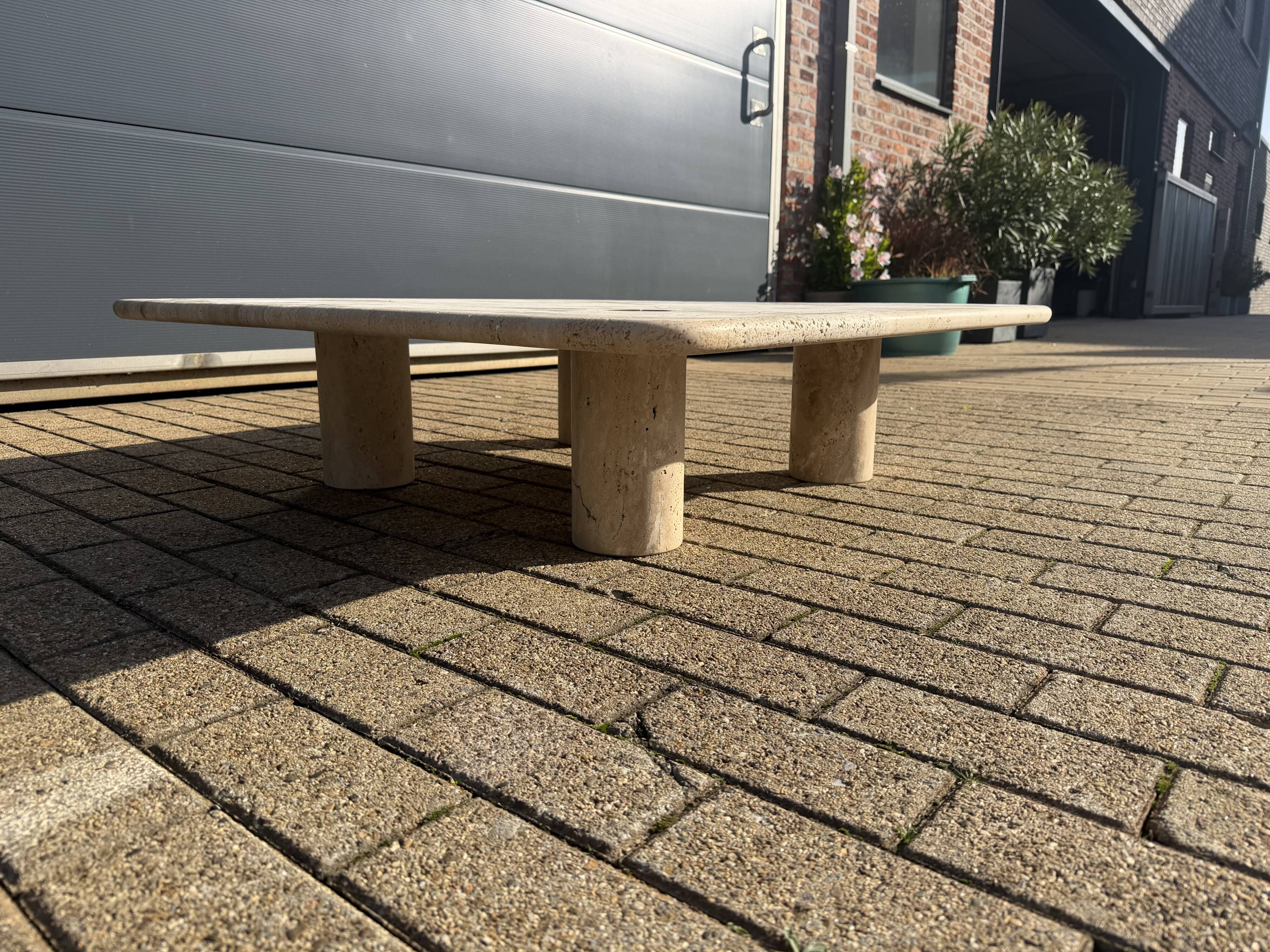 Travertine coffee table Angelo Mangiarotti for Up&Up 1970s