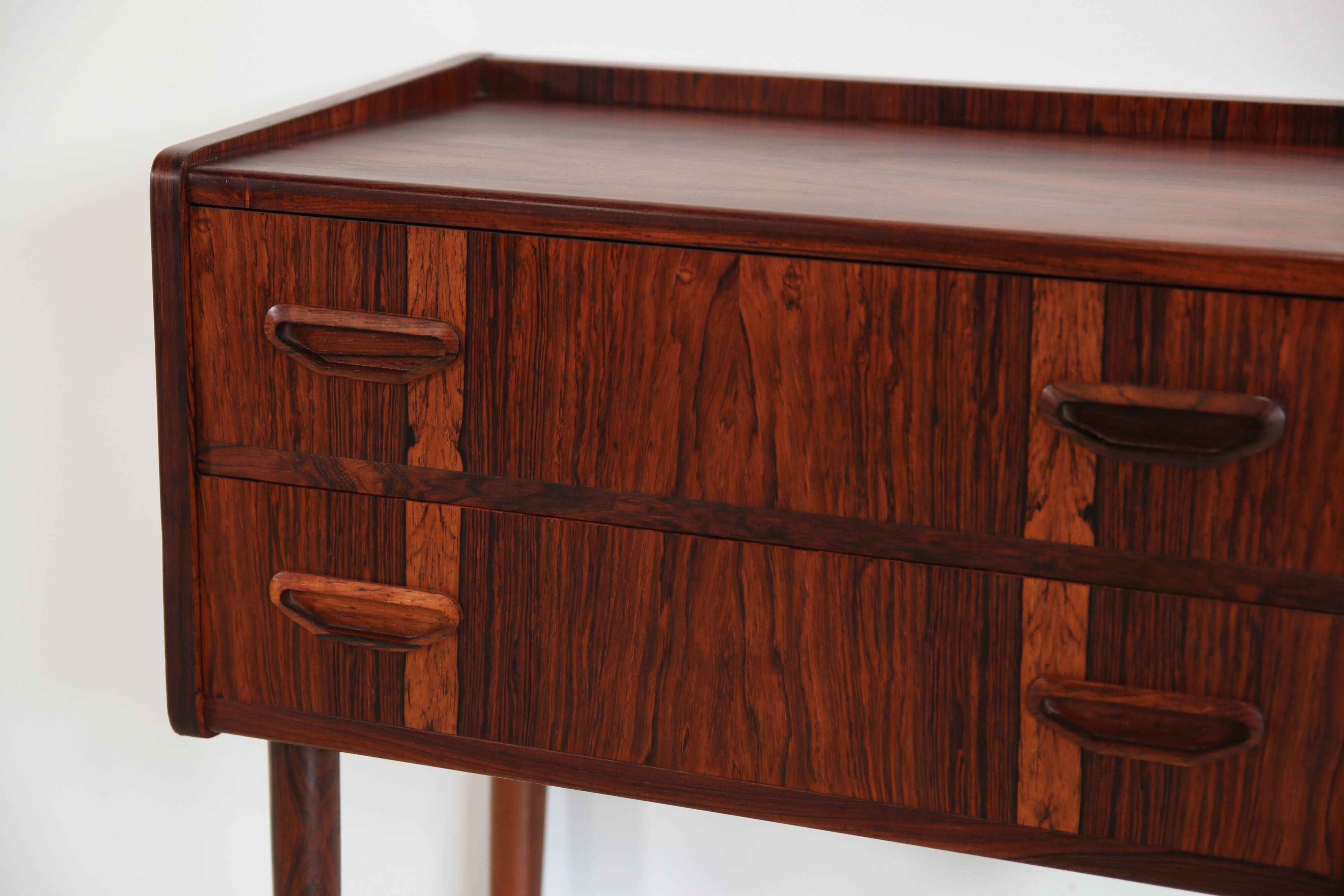 Commode en palissandre par Erik Jensen pour Westergaard Mobelfabrik