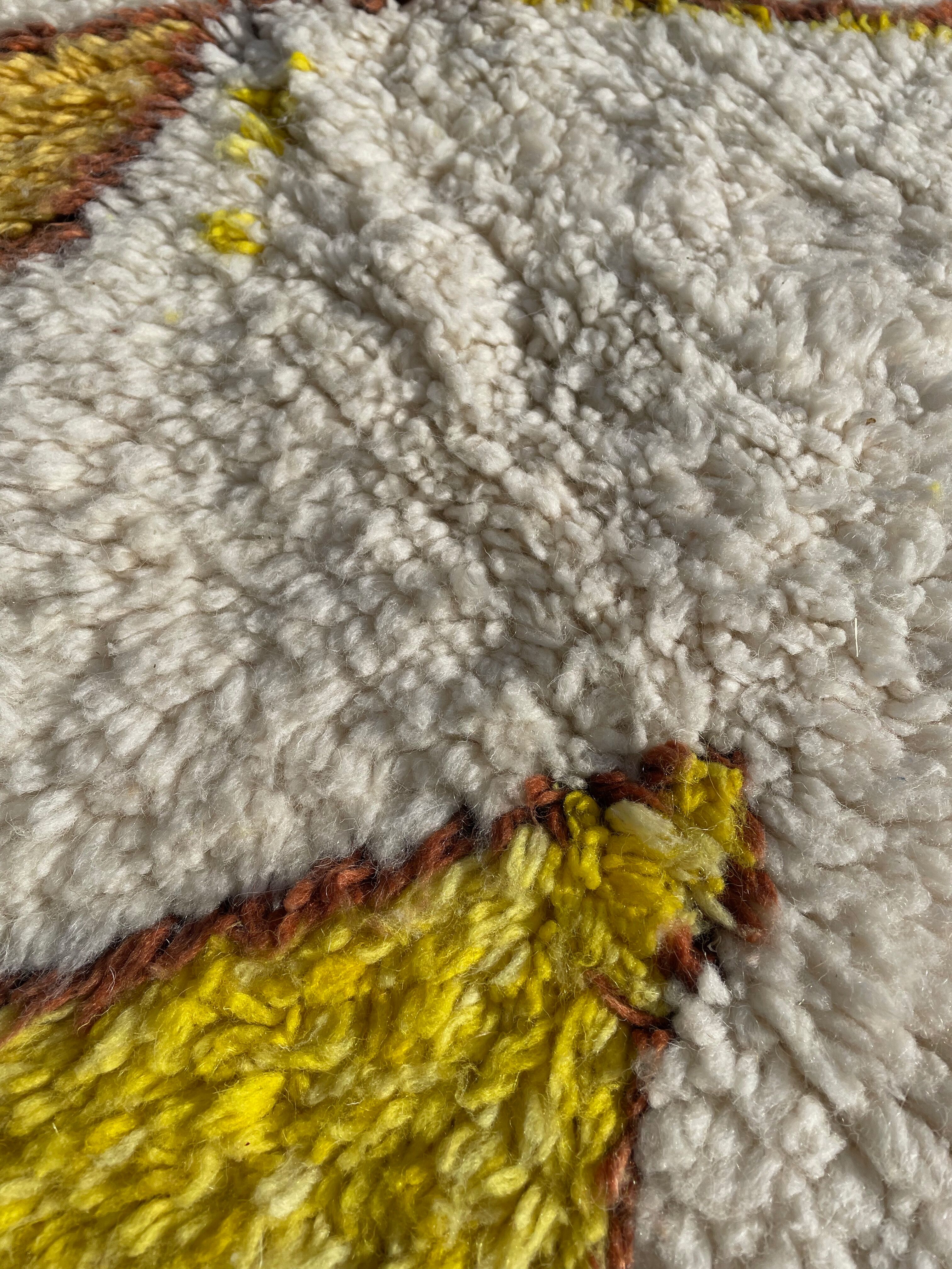 Contemporary Moroccan Berber carpet Beni Ouarain