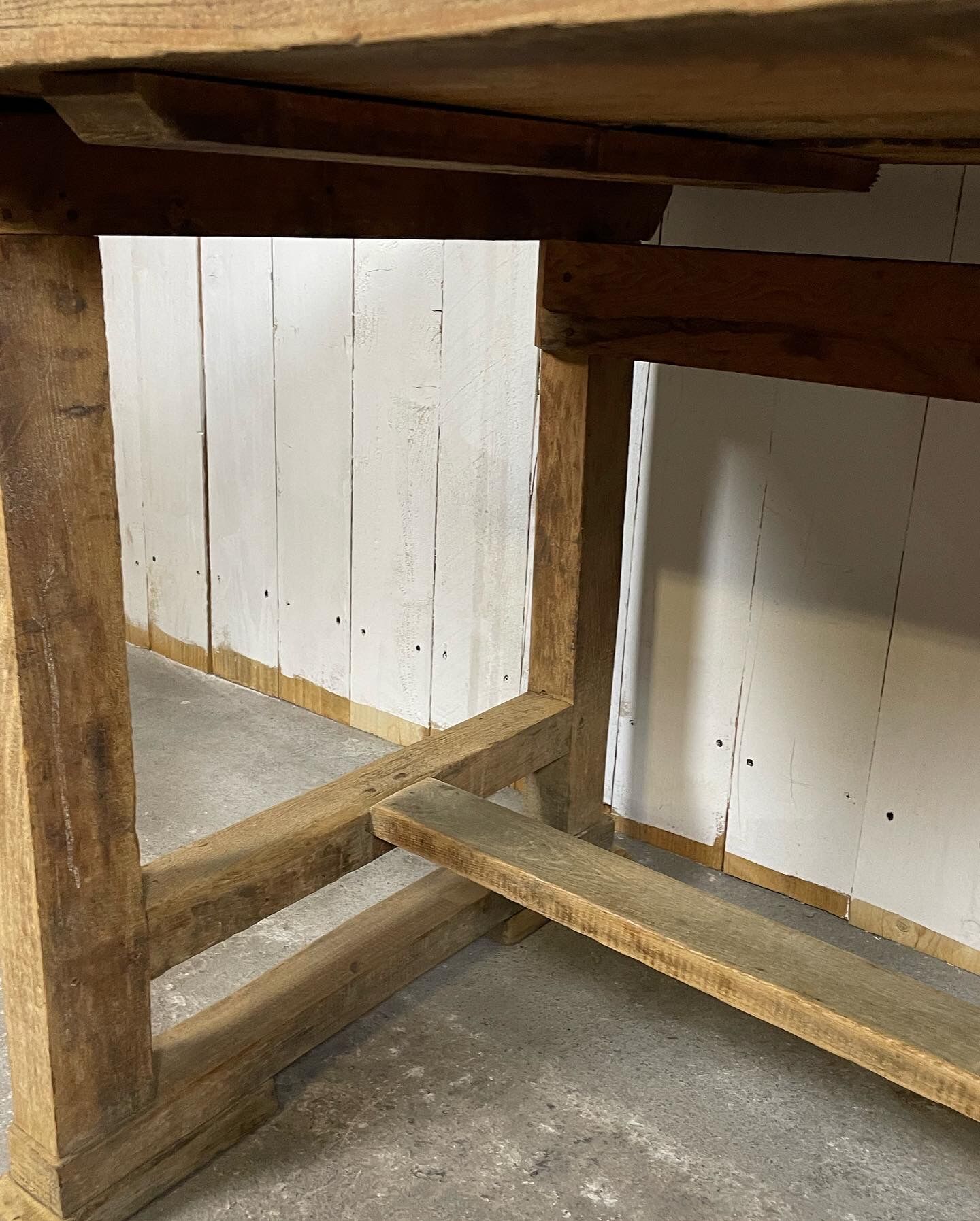 Established old kitchen island