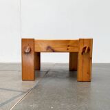 Vintage Scandinavian brutalist coffee table in Swedish pine by Yngve Ekström for Swedese, 1970s.