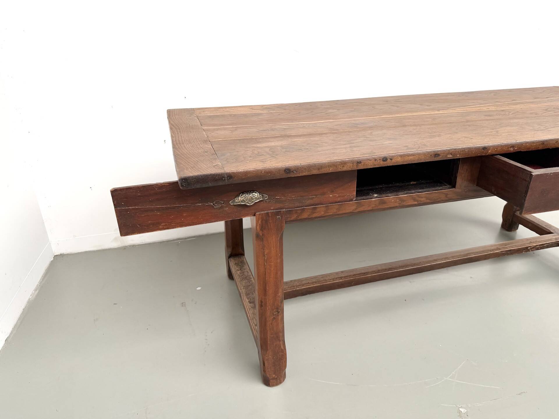 Farmhouse table, solid oak, 20th century.