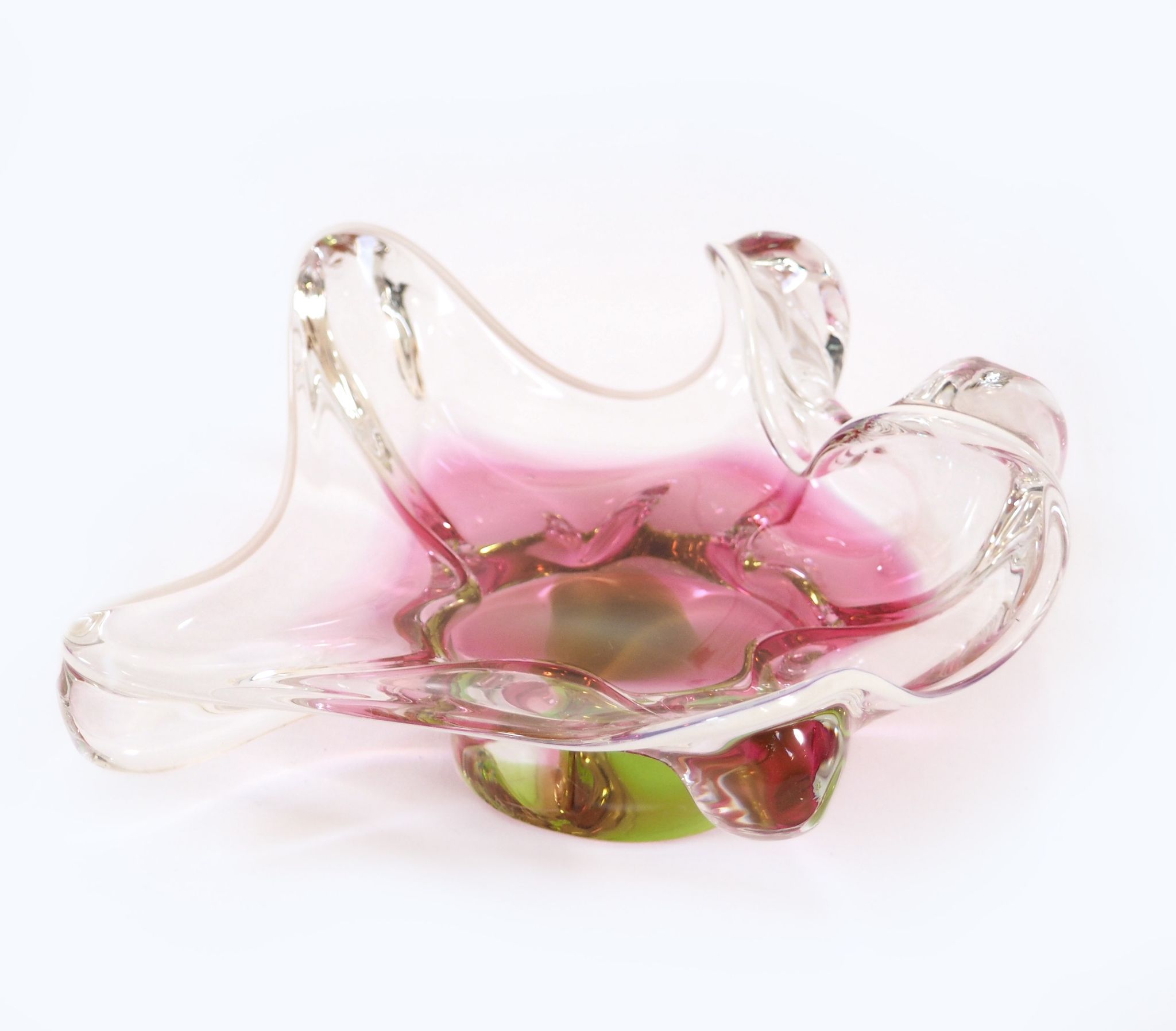 Crystal pocket tray