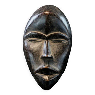 African Art - Old Dan Ethnic Running Mask - Ivory Coast - 22.5