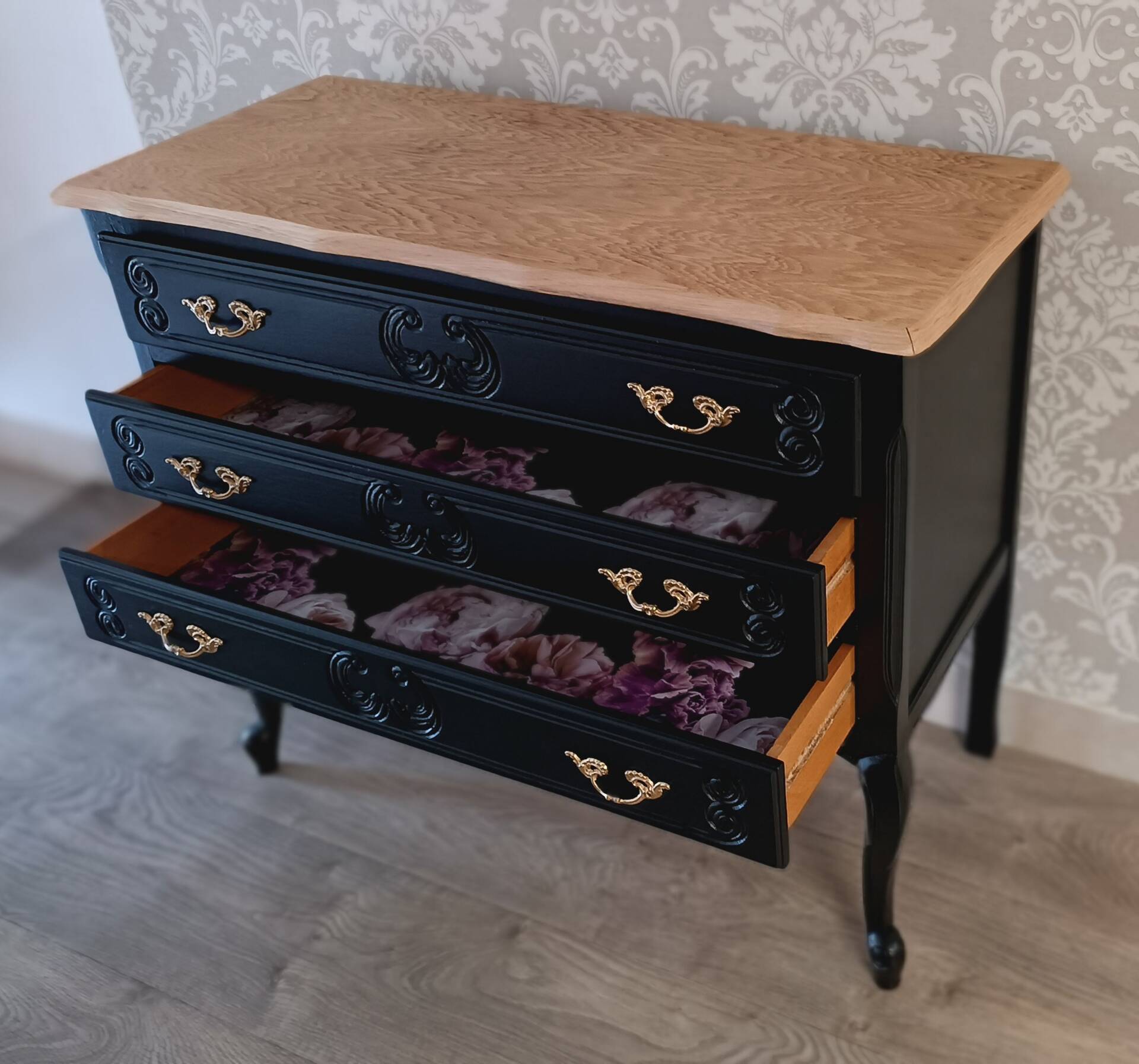 Louis XV style commode