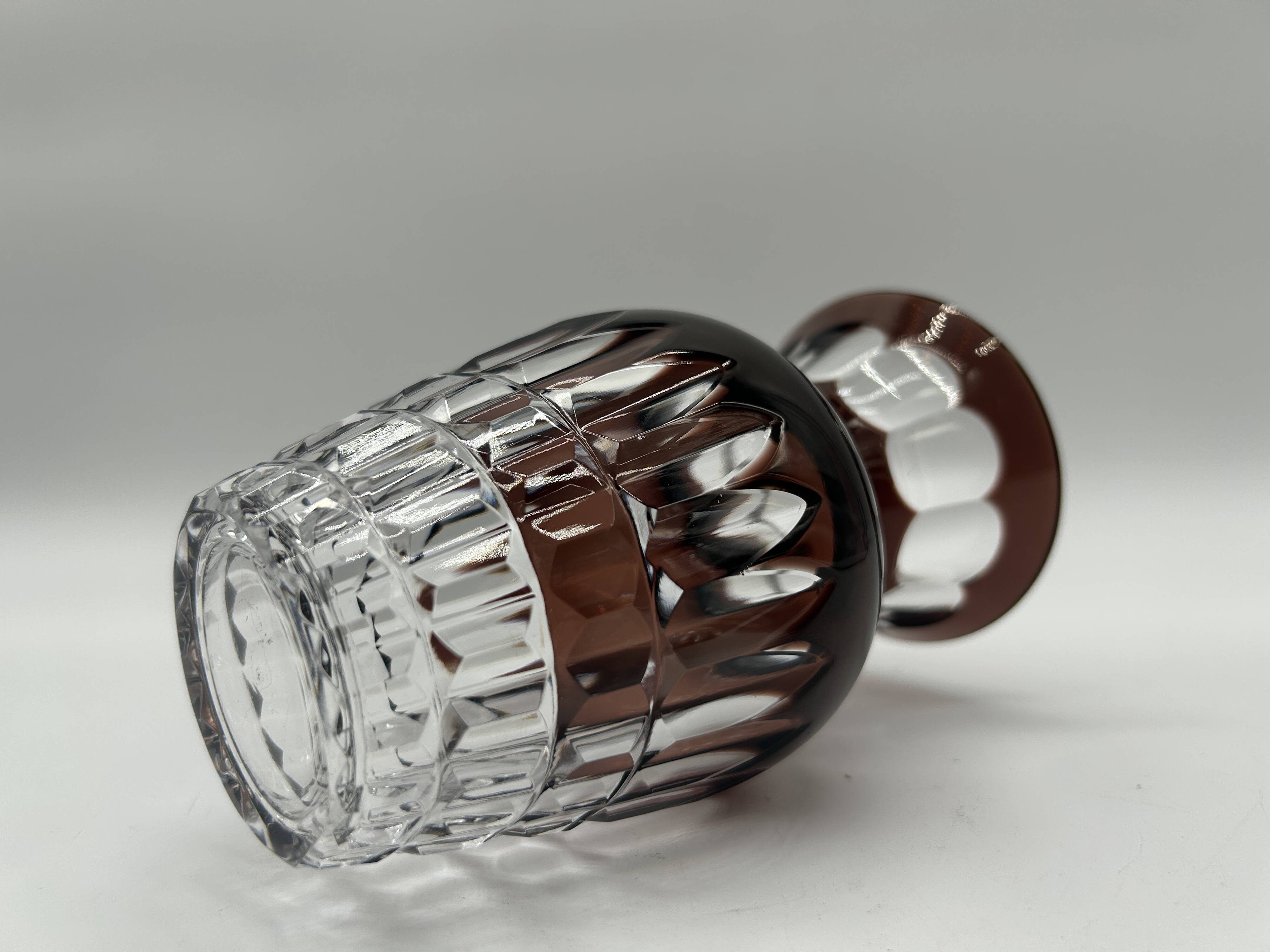 Cut and lined crystal vase from Val Saint-Lambert in plum.