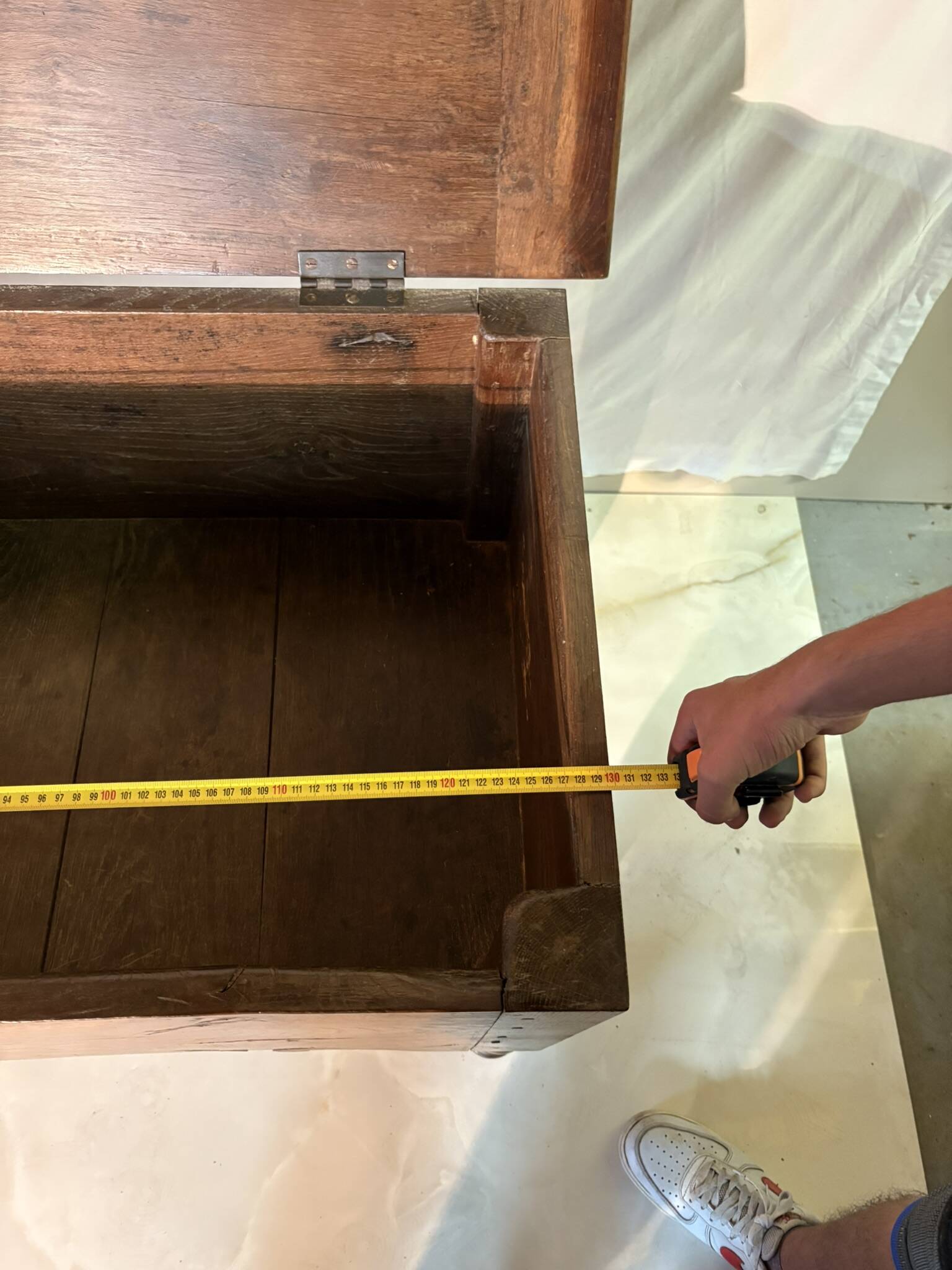 Large antique oak chest with turned legs