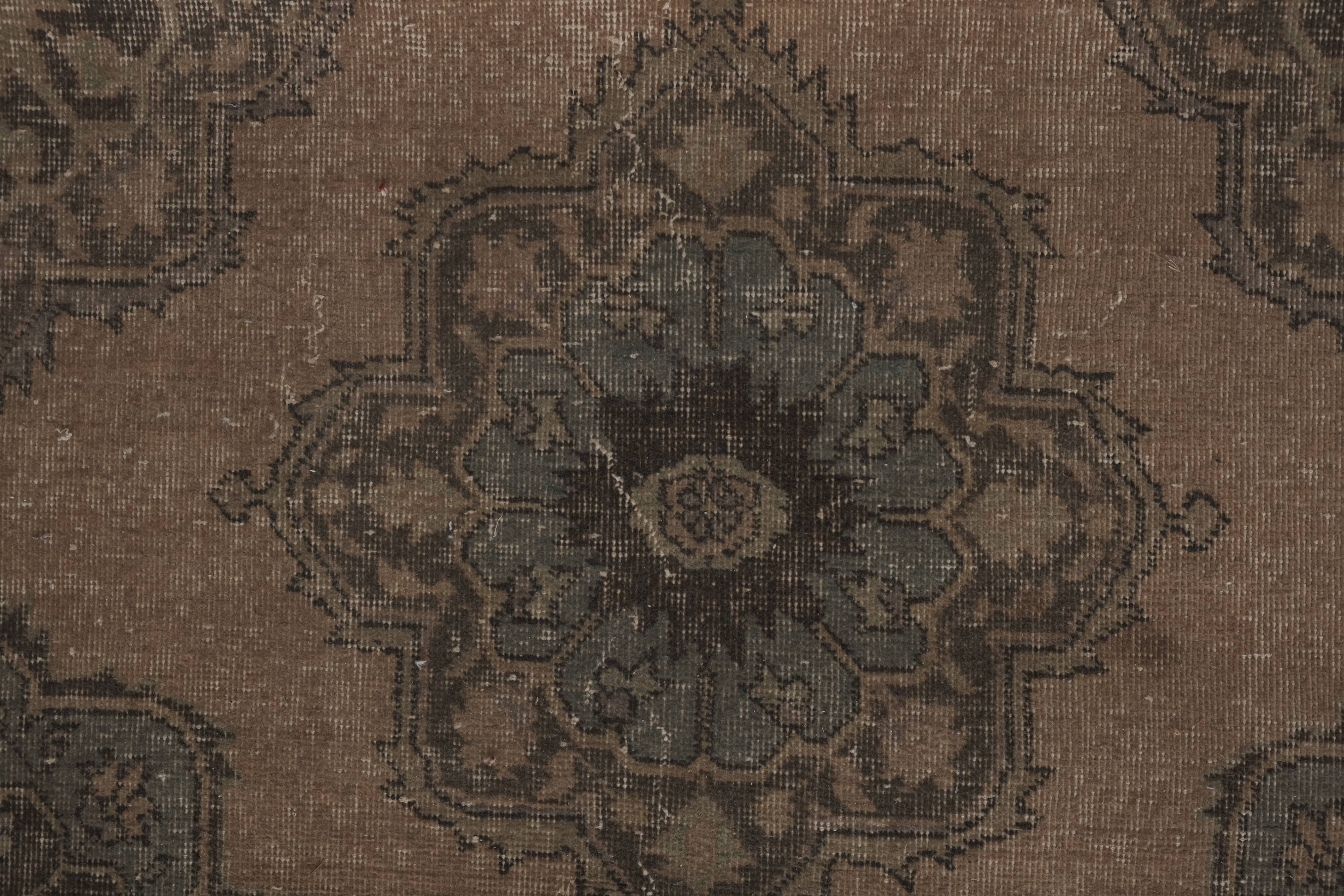 Vintage Turkish rug from Oushak, hand-woven 115x383 cm