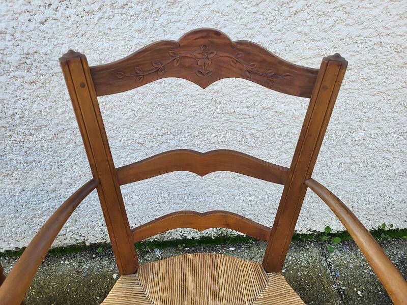 Pair of provencal straw armchairs in walnut