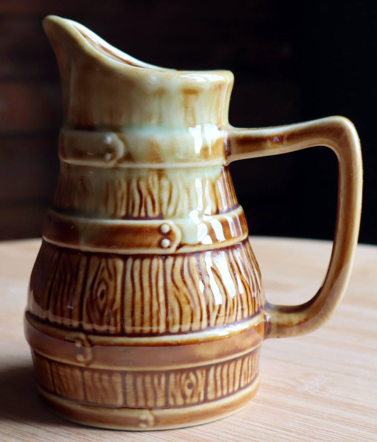 Small bistro jug in flamed stoneware, barrel shape – 33 cl