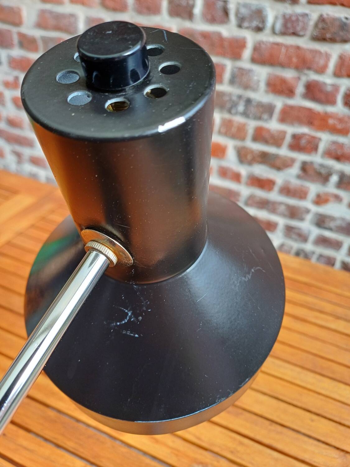 80's black pendulum lamp